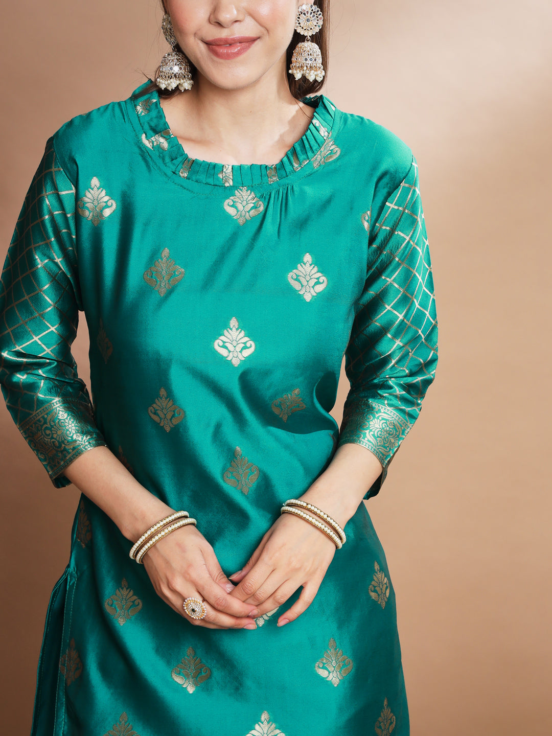 VredeVogel Cotton Silk Kurta and Pant Set with Banarasi Silk Dupatta
