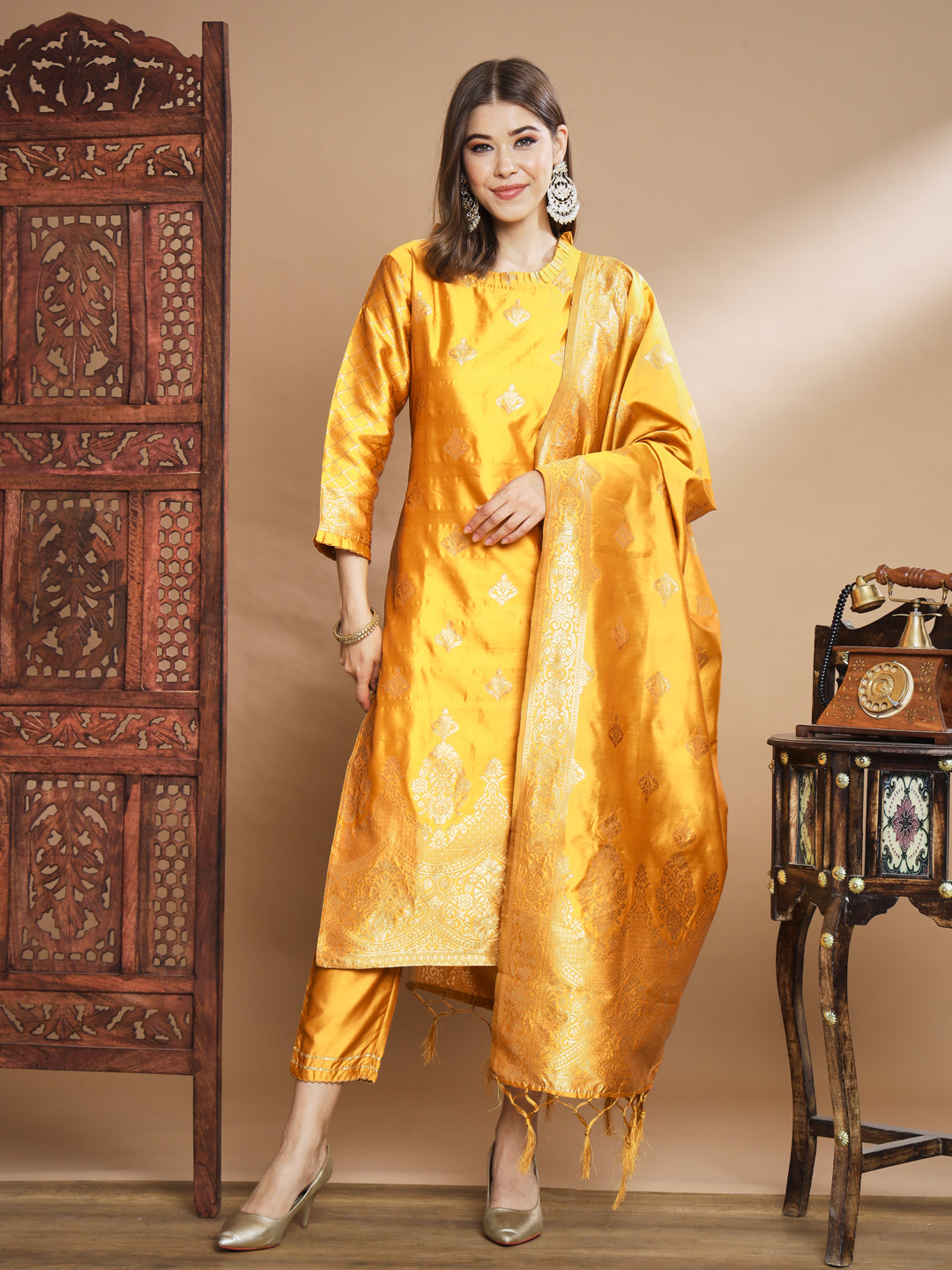 VredeVogel Cotton Silk Kurta and Pant Set with Banarasi Silk Dupatta