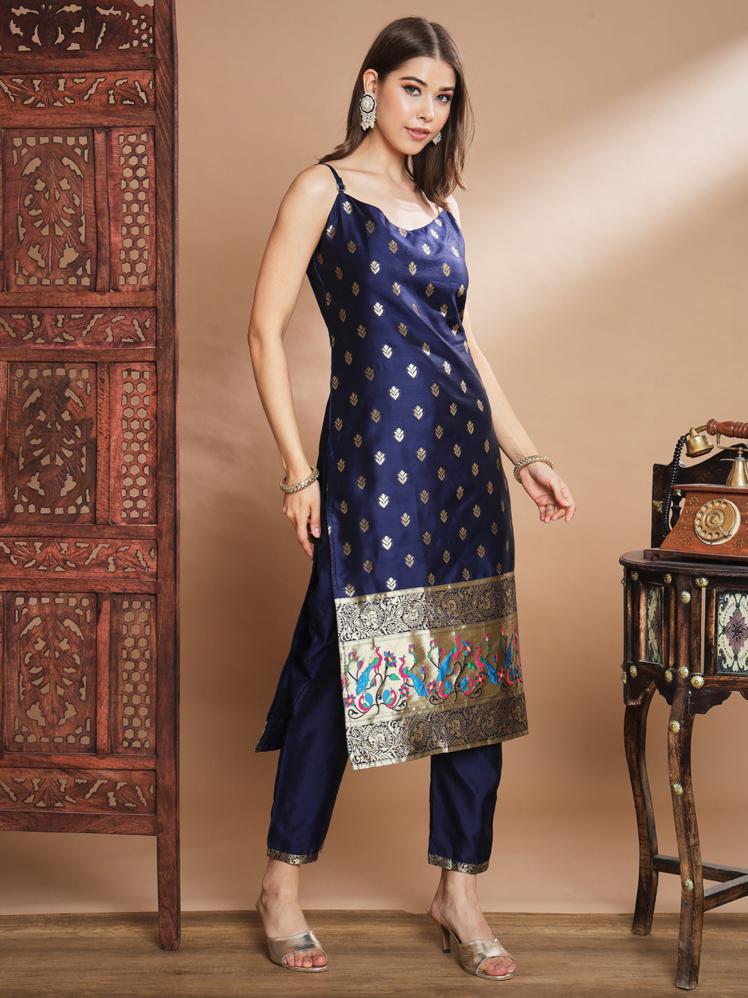 VredeVogel Ethnic Kurta with Trousers & Dupatta Set, Banarasi Silk Jacquard