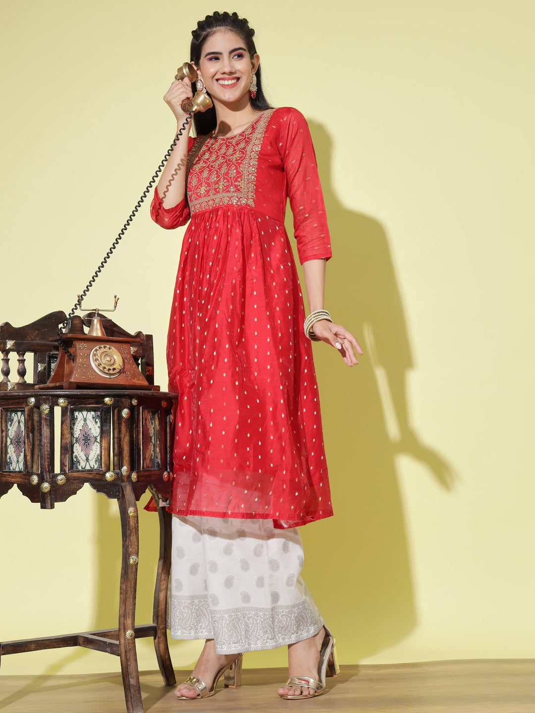 VredeVogel Women chanderi modal Butti