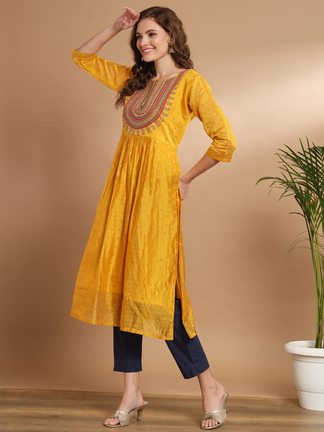 VredeVogel Women chanderi modal Butti