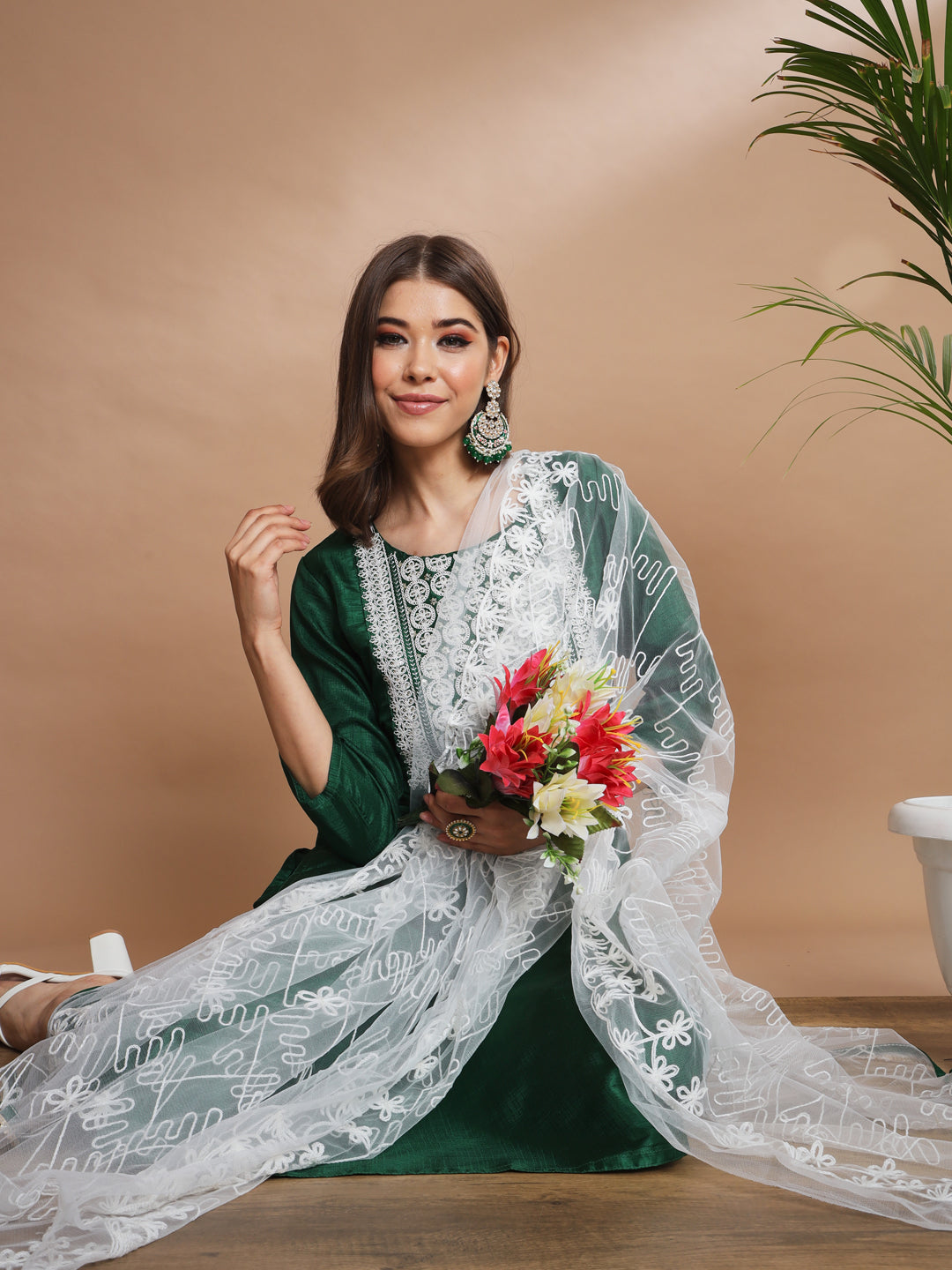 VredeVogel  Women Kurta and Trousers Pant Set Silk Blend
