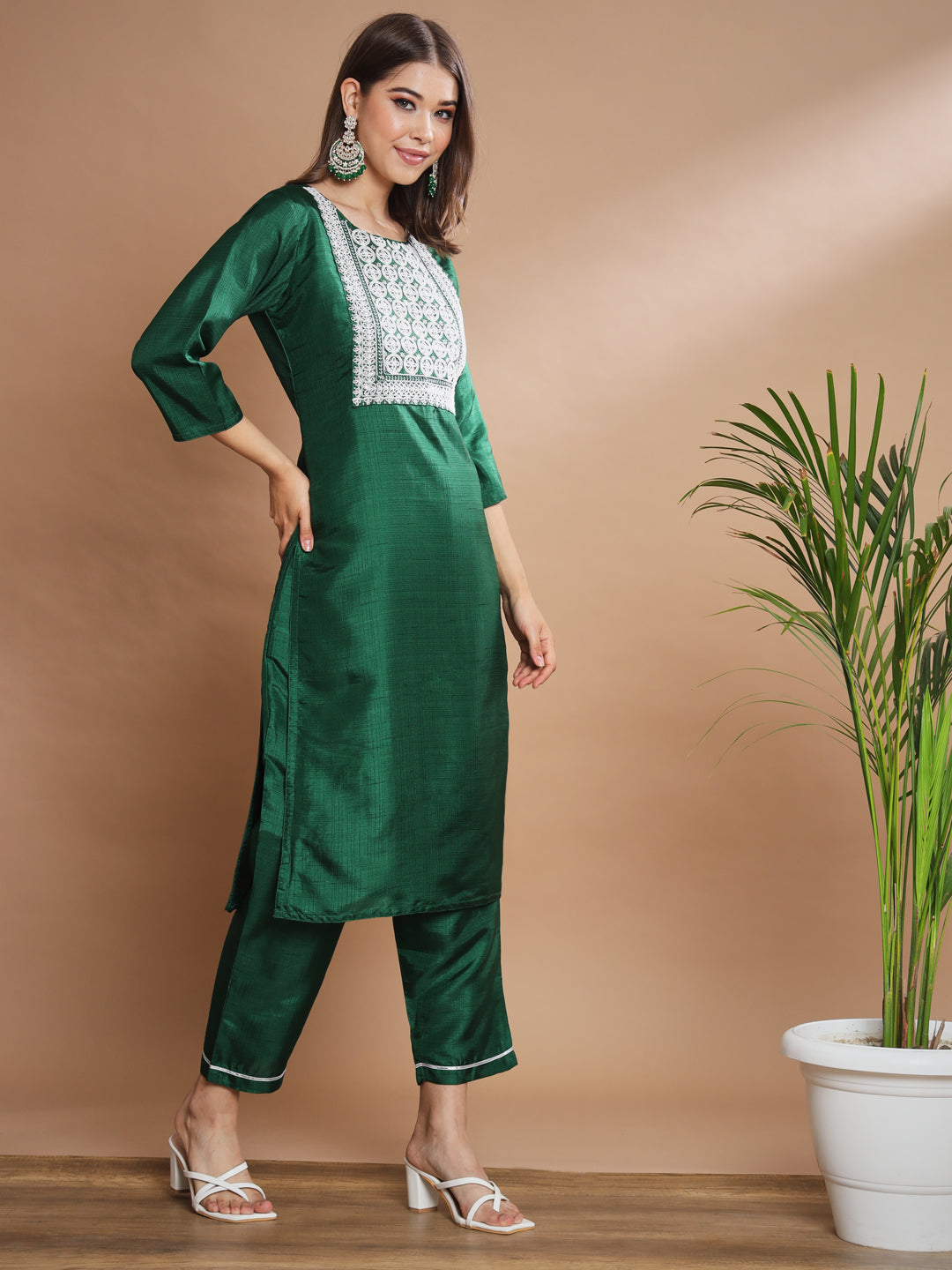 VredeVogel  Women Kurta and Trousers Pant Set Silk Blend