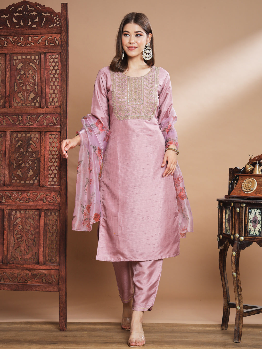 VredeVogel  Women Kurta and Trousers Pant Set Silk Blend