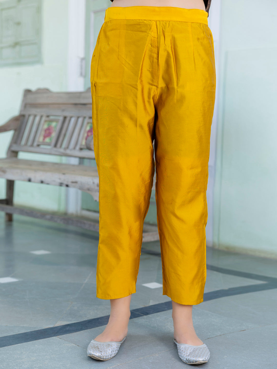 Kanishka Cotton Silk Jacquard Kurta Pant & Banarasi Dupatta Set – Elegant Party Wear Outfit