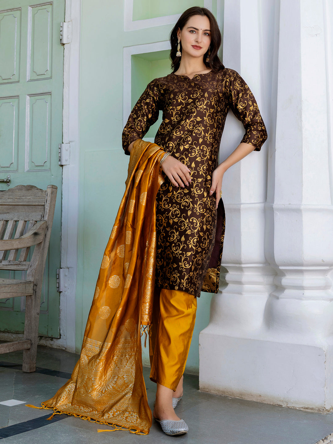 Kanishka Cotton Silk Jacquard Kurta Pant & Banarasi Dupatta Set – Elegant Party Wear Outfit