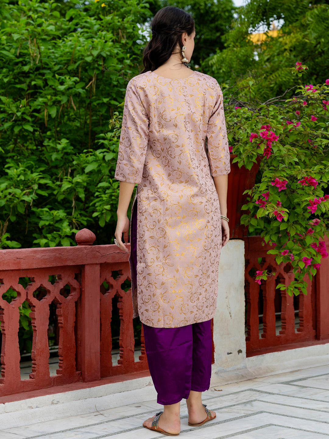 Kanishka Cotton Silk Jacquard Kurta Pant & Banarasi Dupatta Set – Elegant Party Wear Outfit