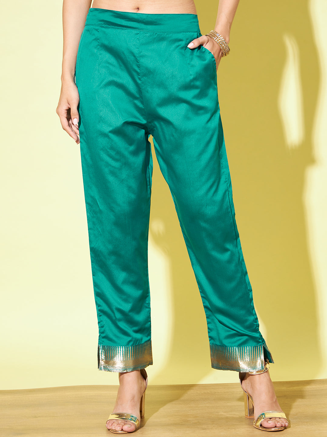 VredeVogel Cotton Silk Jacquard Kurta Pant With Banarasi Silk dupatta