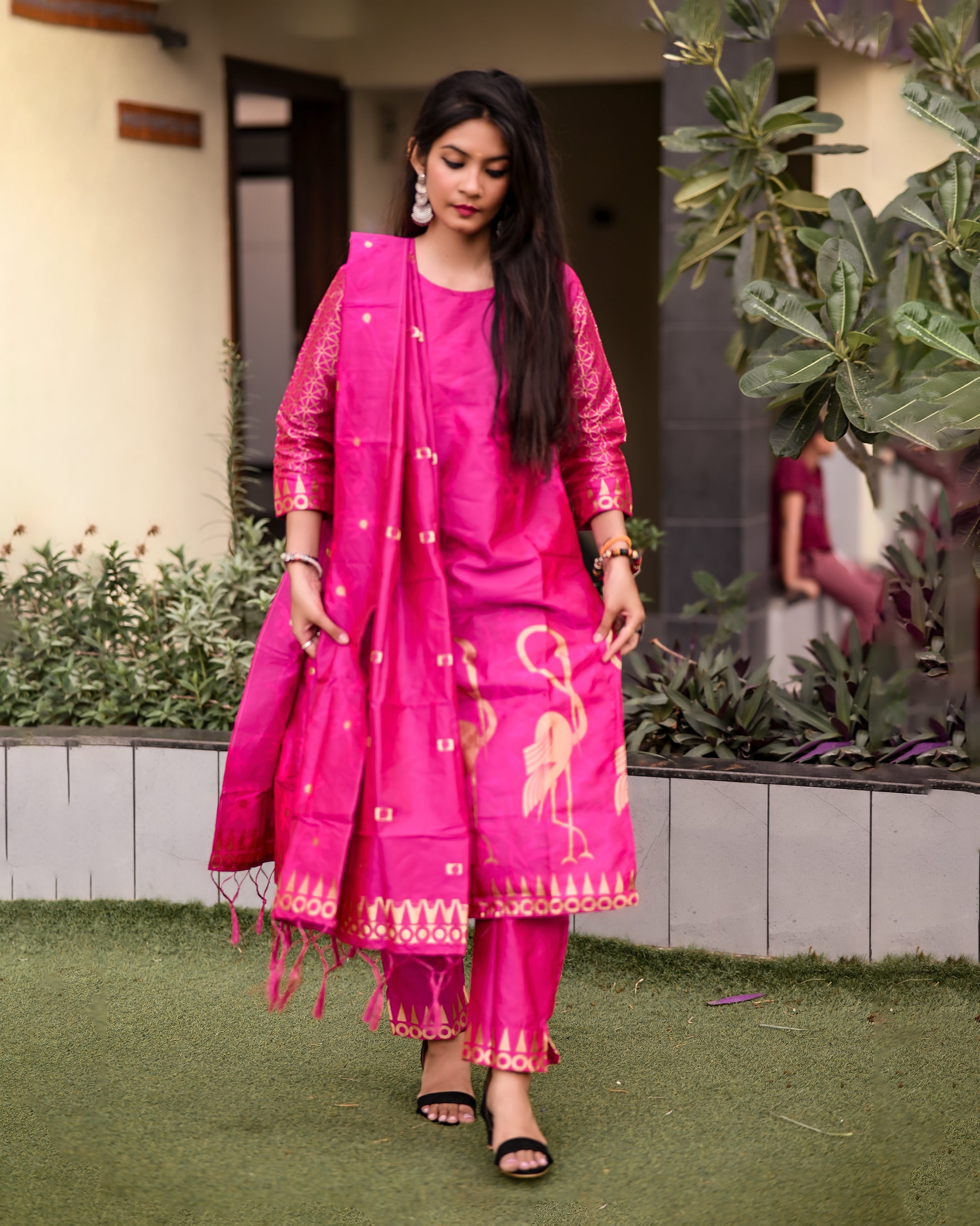 VredeVogel Cotton Silk Jacquard Kurta Pant With Banarasi Silk dupatta
