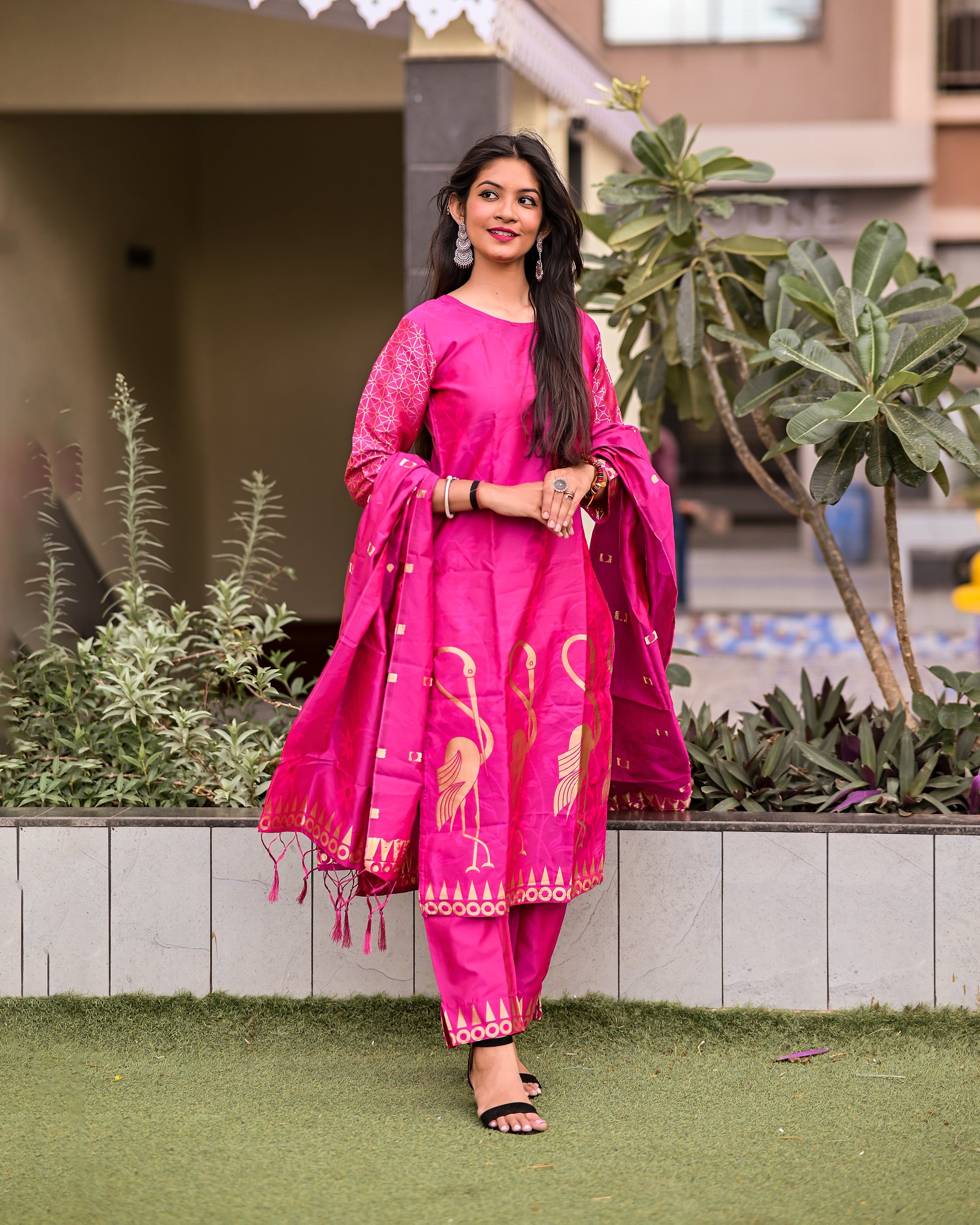 VredeVogel Cotton Silk Jacquard Kurta Pant With Banarasi Silk dupatta