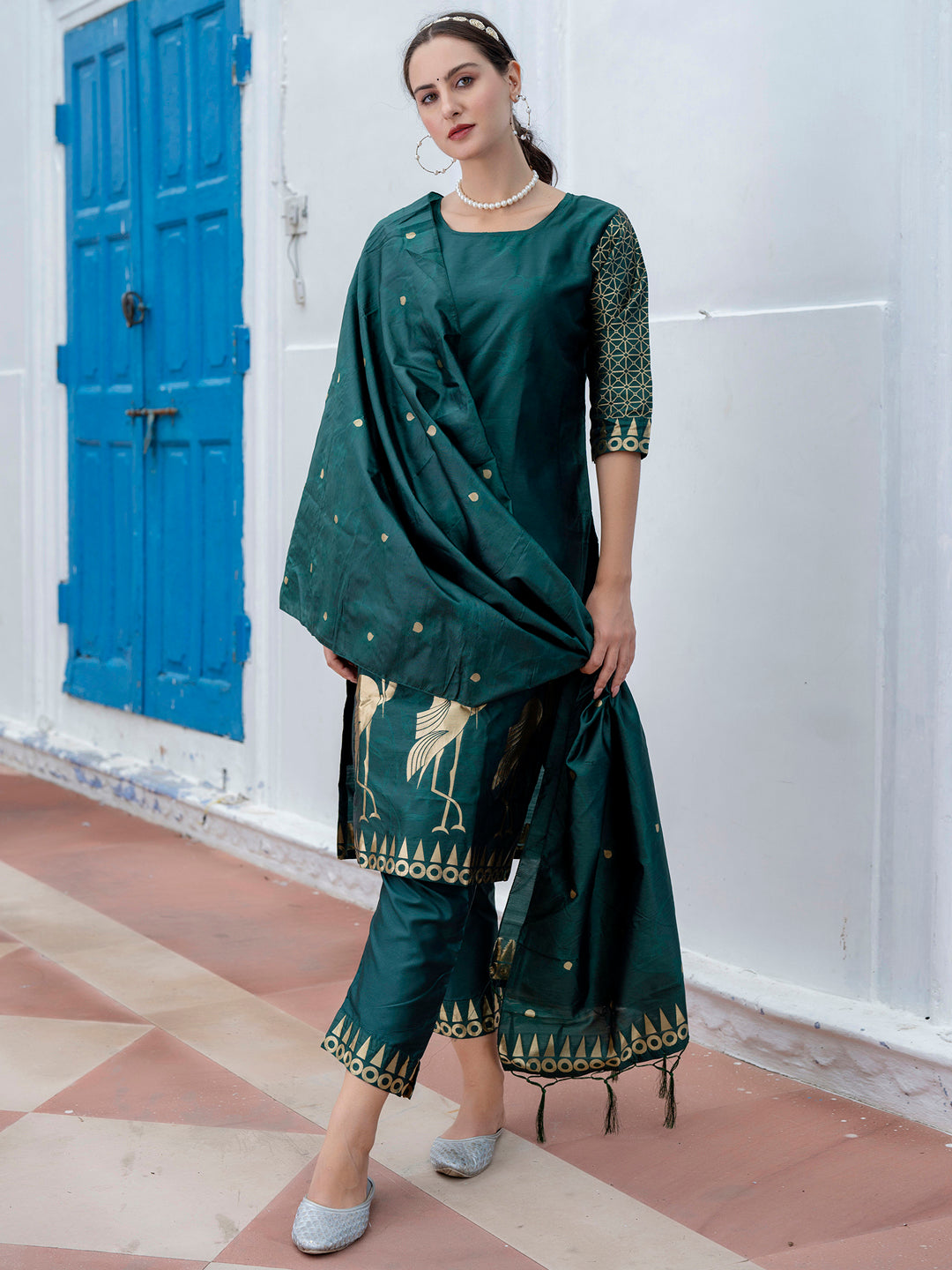 Yamini Cotton Silk Jacquard Kurta Pant with Banarasi Silk Dupatta – Elegant Ethnic 3-Piece Set for Women