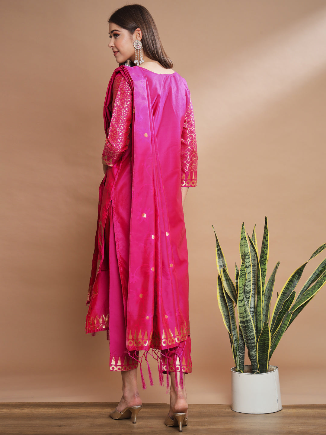 VredeVogel Cotton Silk Jacquard Kurta Pant With Banarasi Silk dupatta