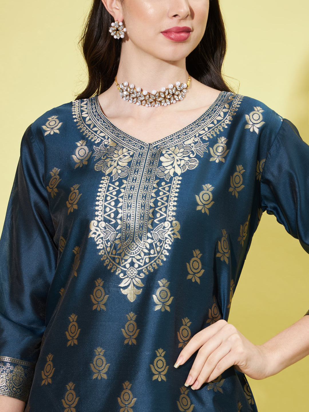 VredeVogel Cotton Silk Jacquard Kurta Pant With Banarasi Silk dupatta