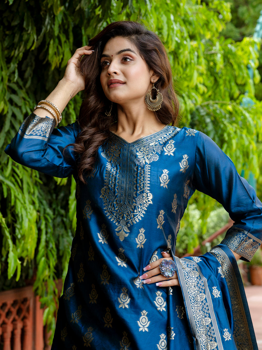 Sumiti Cotton Silk Jacquard Kurta Pant with Banarasi Dupatta – Stylish Party Wear Ethnic Ensemble for Women
