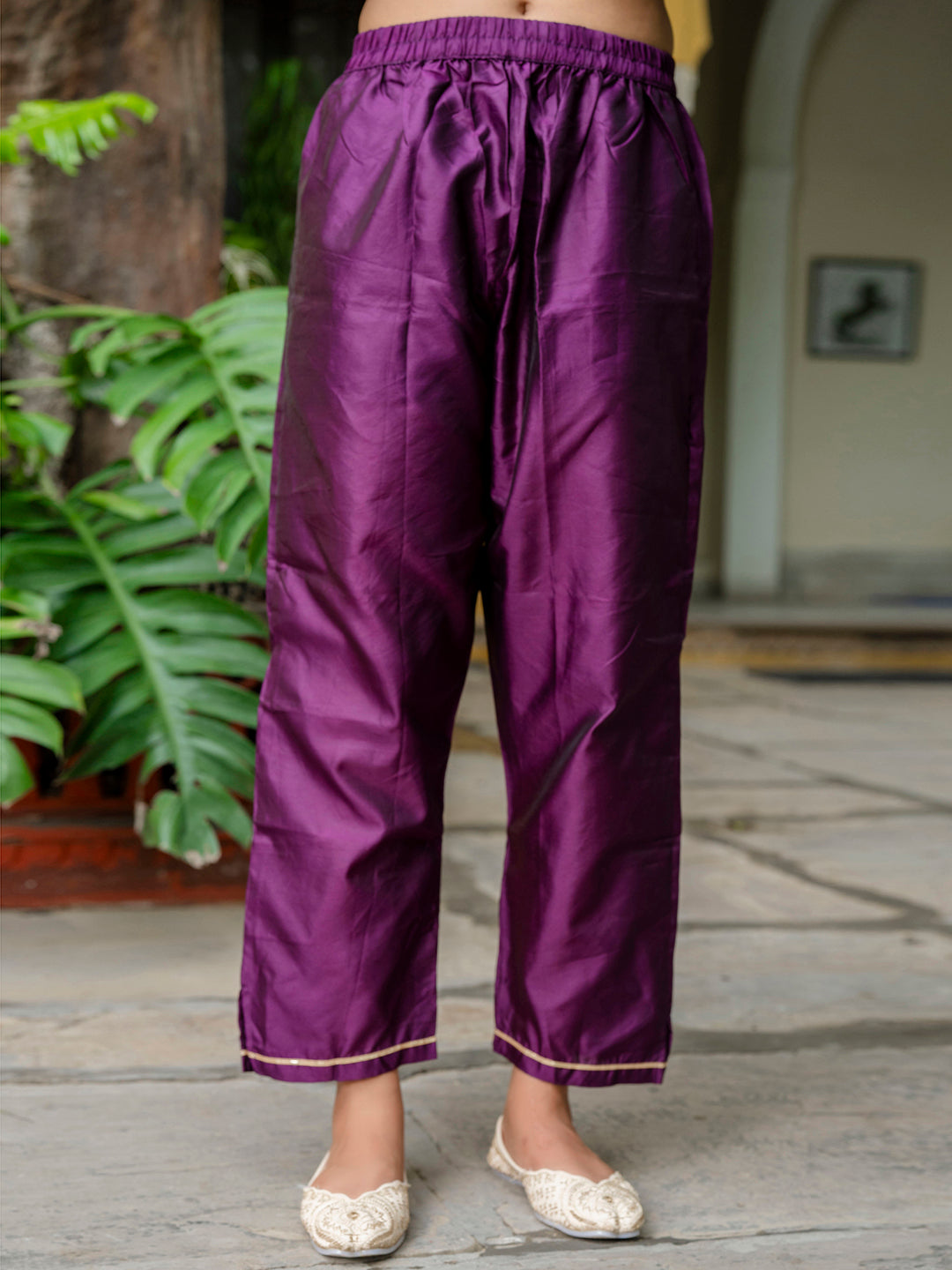 Sumiti Cotton Silk Jacquard Kurta Pant with Banarasi Dupatta – Stylish Party Wear Ethnic Ensemble for Women