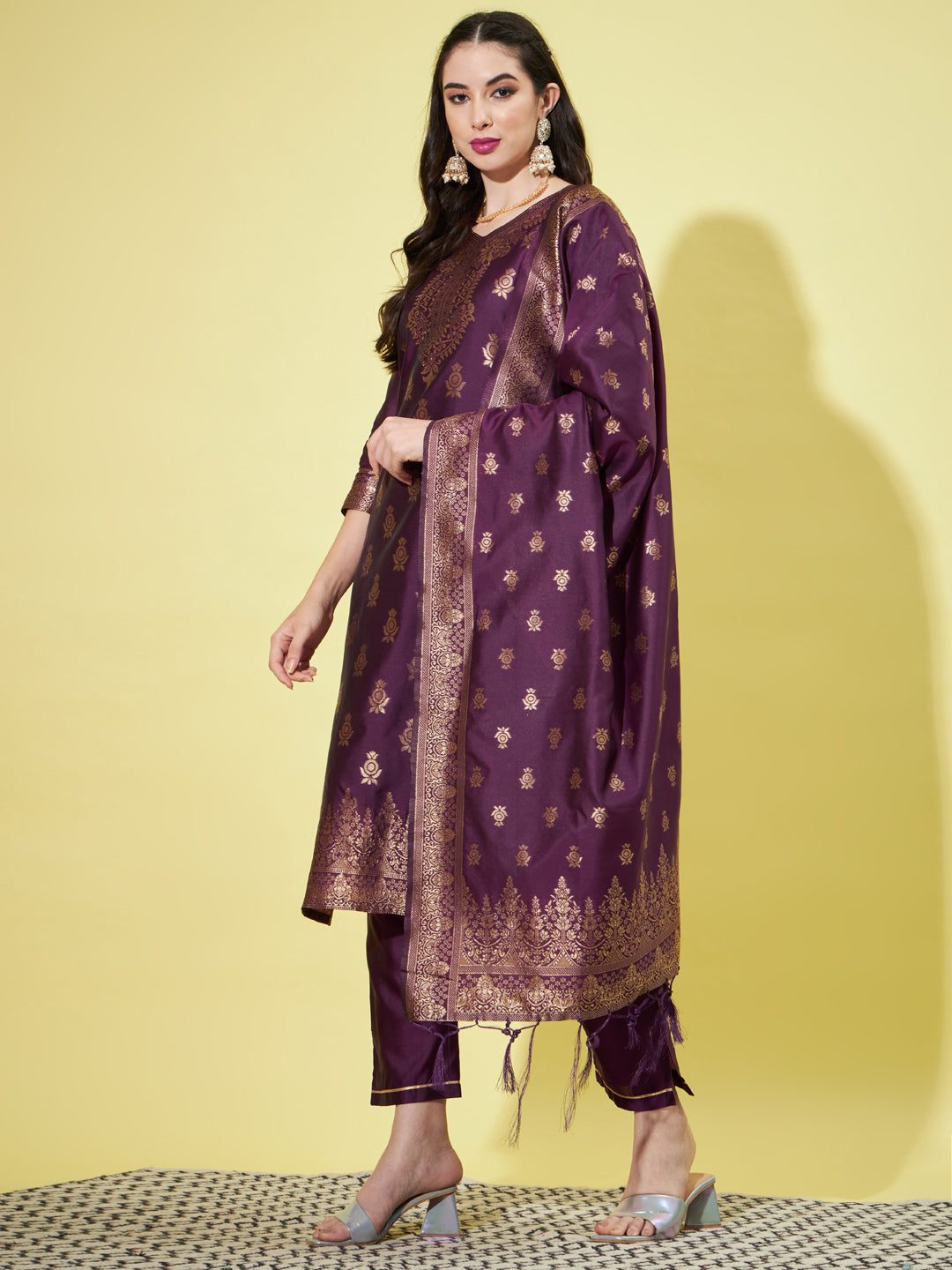 VredeVogel Cotton Silk Jacquard Kurta Pant With Banarasi Silk dupatta