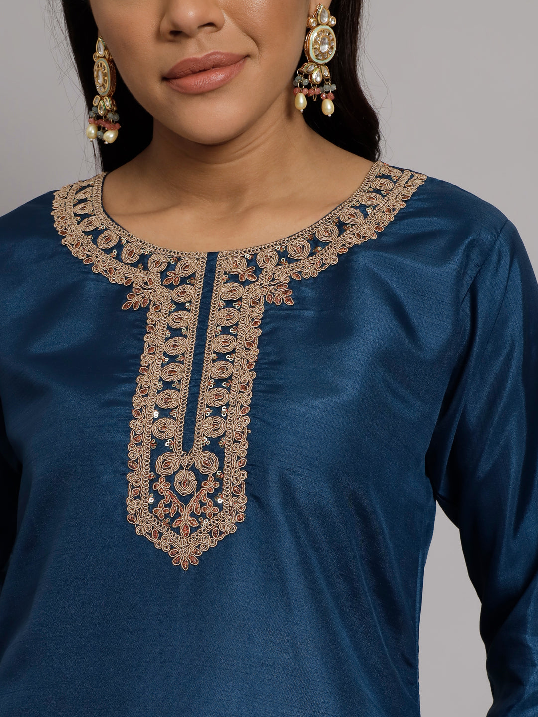 VredeVogel Silk Blend Heavy Zari Work Kurta and Trousers Pant Set