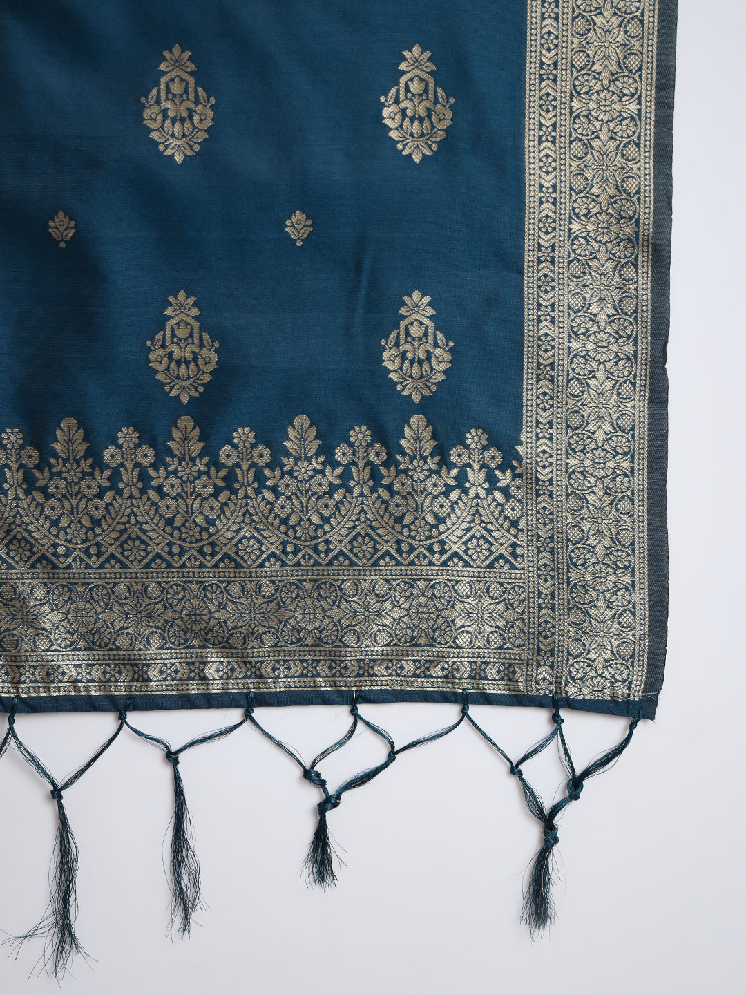 Vishwa Blue Silk Round-Neck Blossom Woven Kurta With Pant Sets