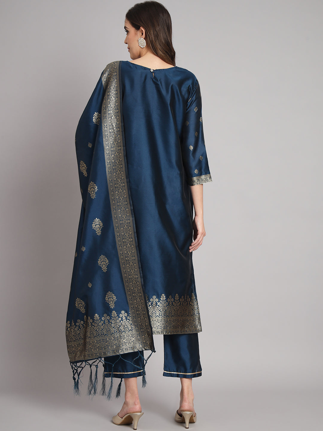 Vishwa Blue Silk Round-Neck Blossom Woven Kurta With Pant Sets