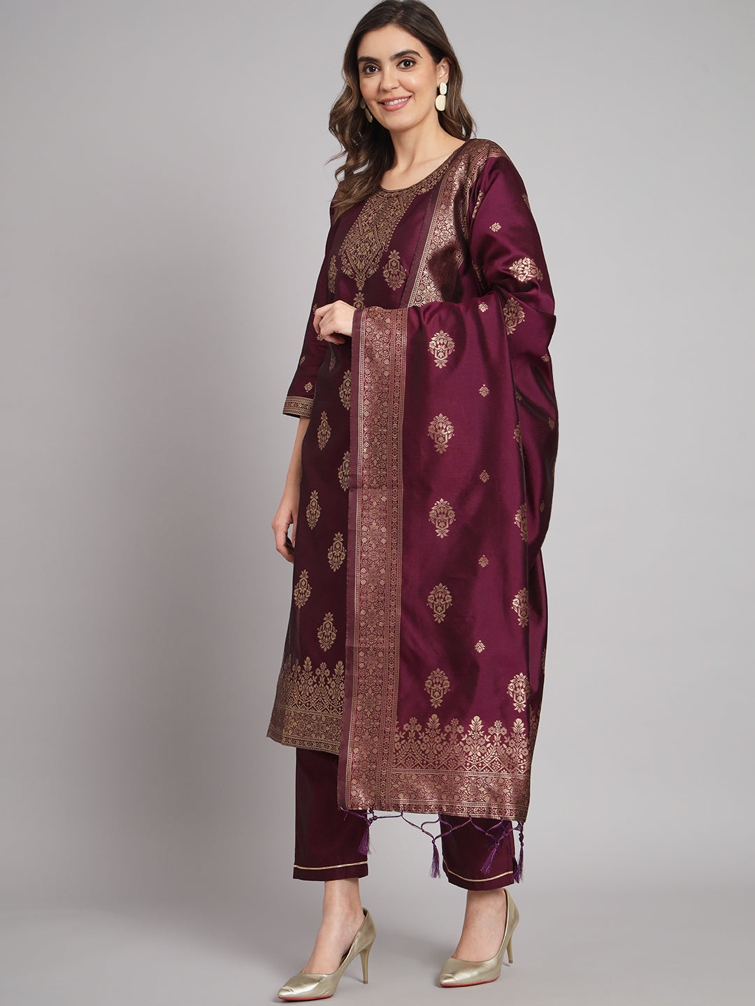 Vishwa Purple Silk Round-Neck Blossom Woven Kurta With Pant Suits