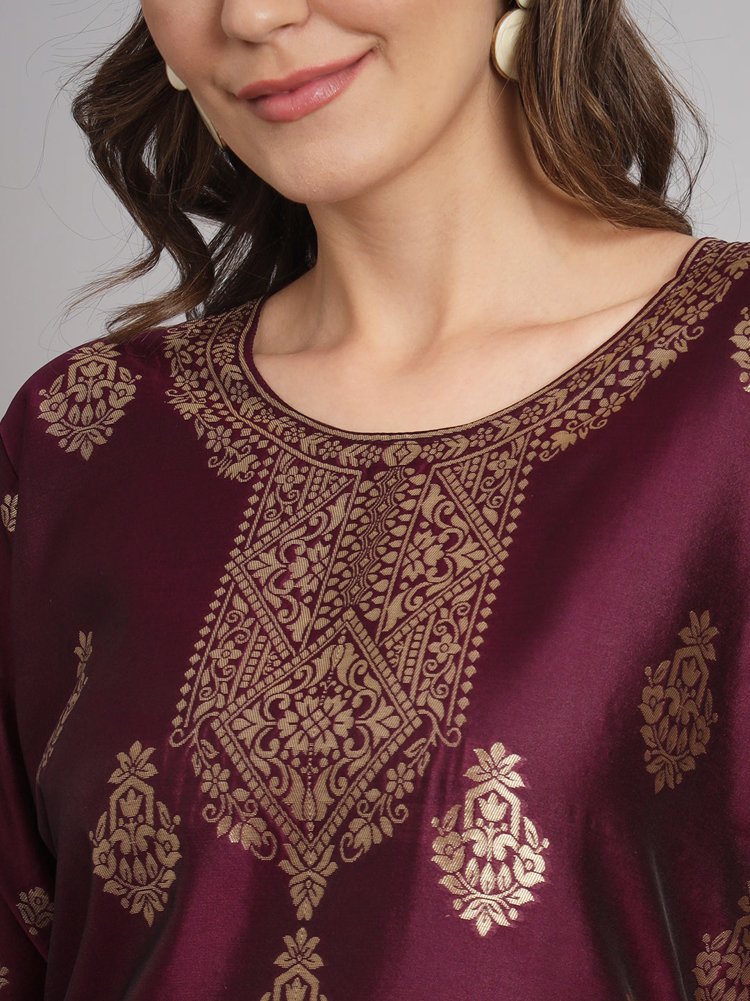 Soraya Purple Silk Round-Neck Blossom Woven Kurta With Pant Suits