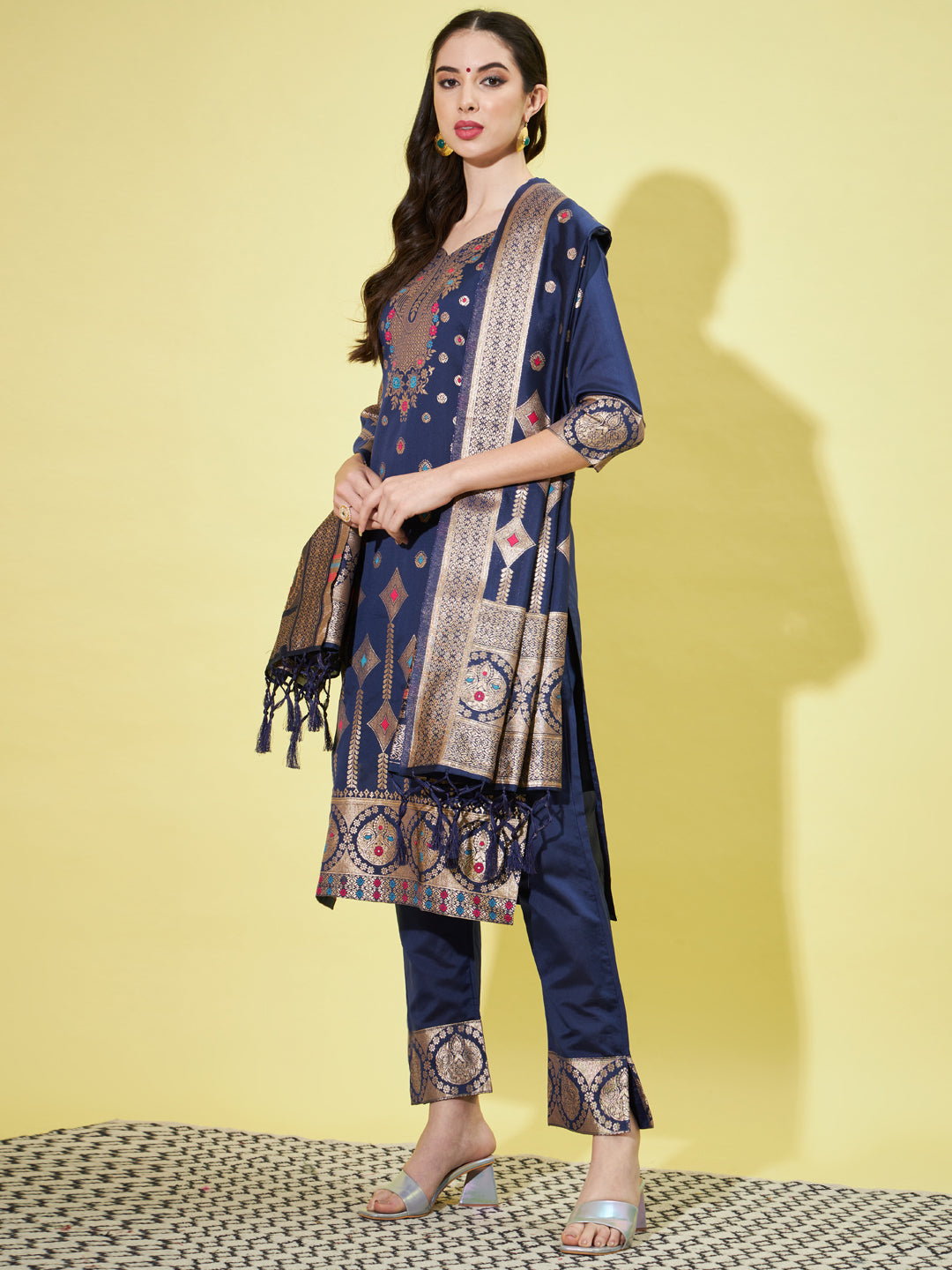 VredeVogel Cotton Silk Jacquard Kurta Pant With Heavy Banarasi Silk Dupatta