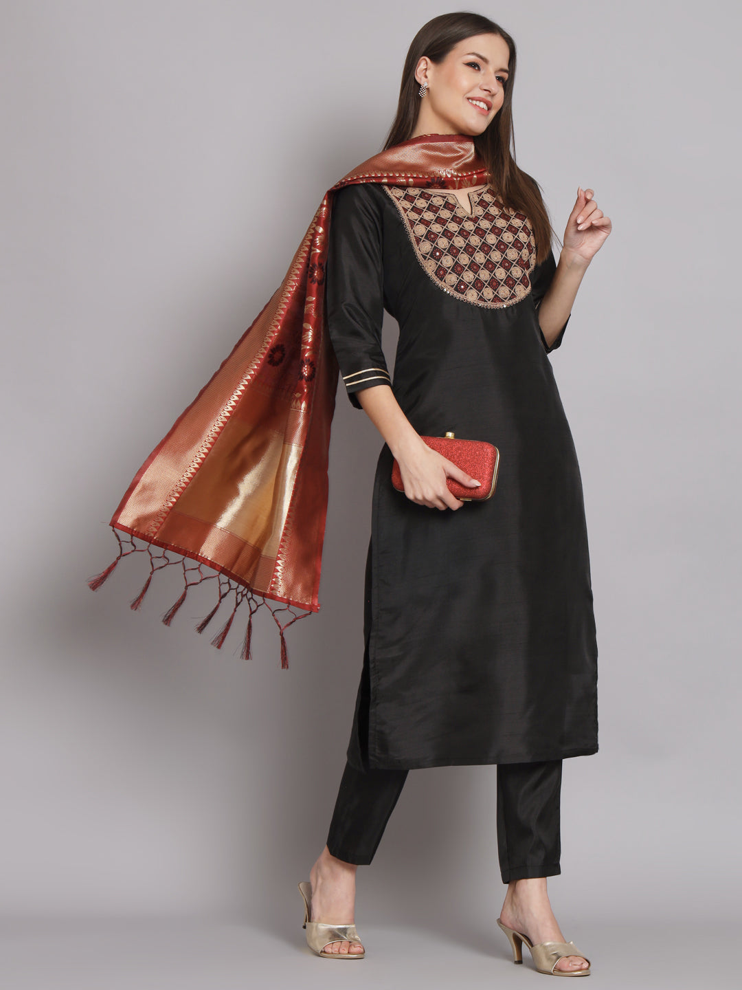 VredeVogel Silk Blend Kurta and Trousers Pant Set