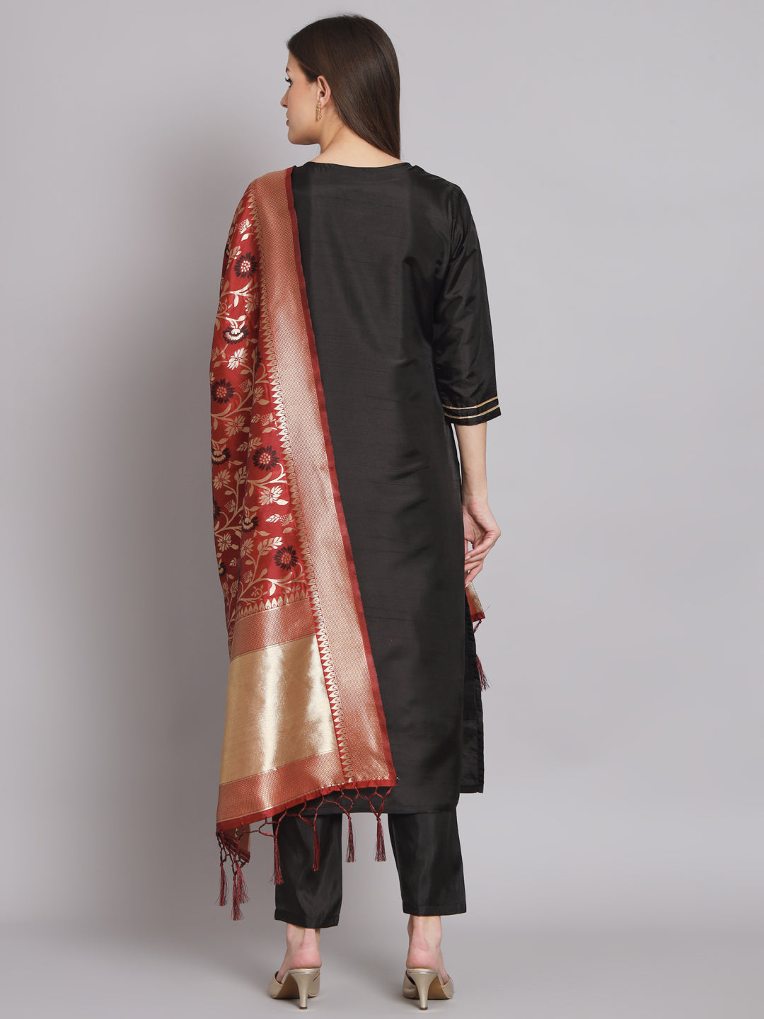 VredeVogel Silk Blend Kurta and Trousers Pant Set