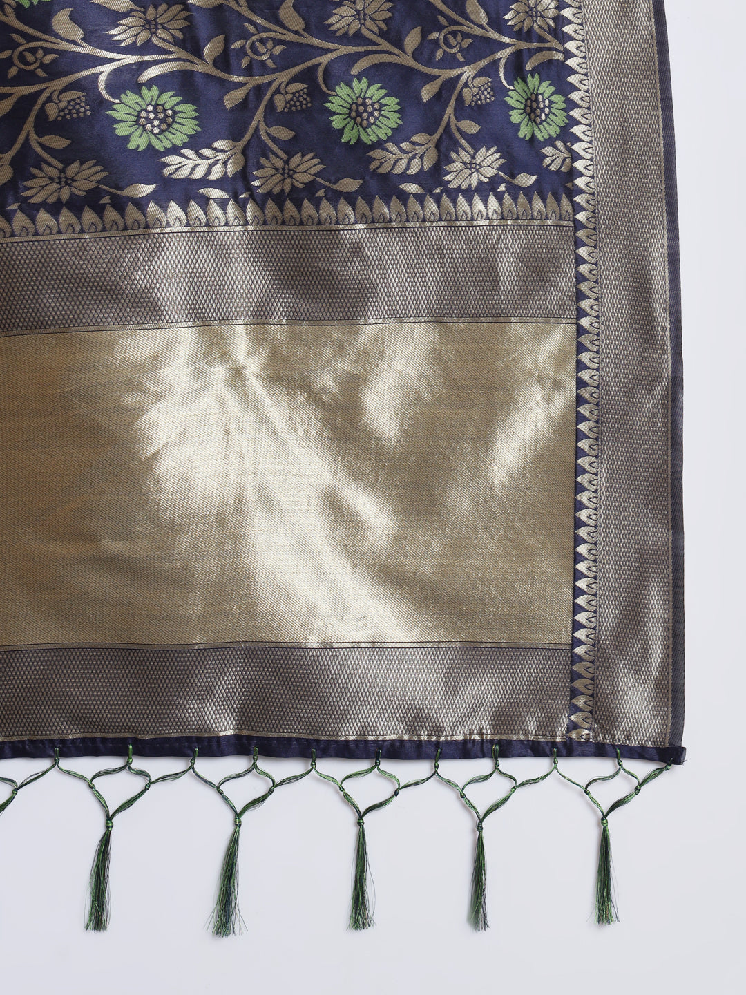 VredeVogel Silk Blend Kurta and Trousers Pant Set