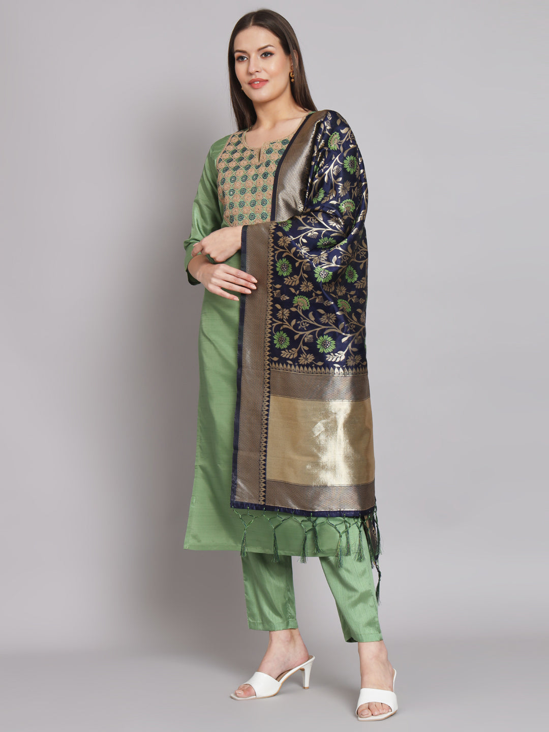 VredeVogel Silk Blend Kurta and Trousers Pant Set
