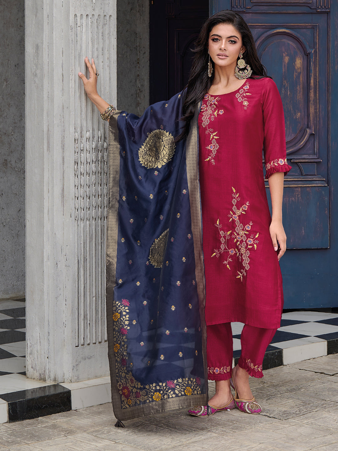 VredeVogel Women Kurta and Trouser Duppata Set Silk Blend