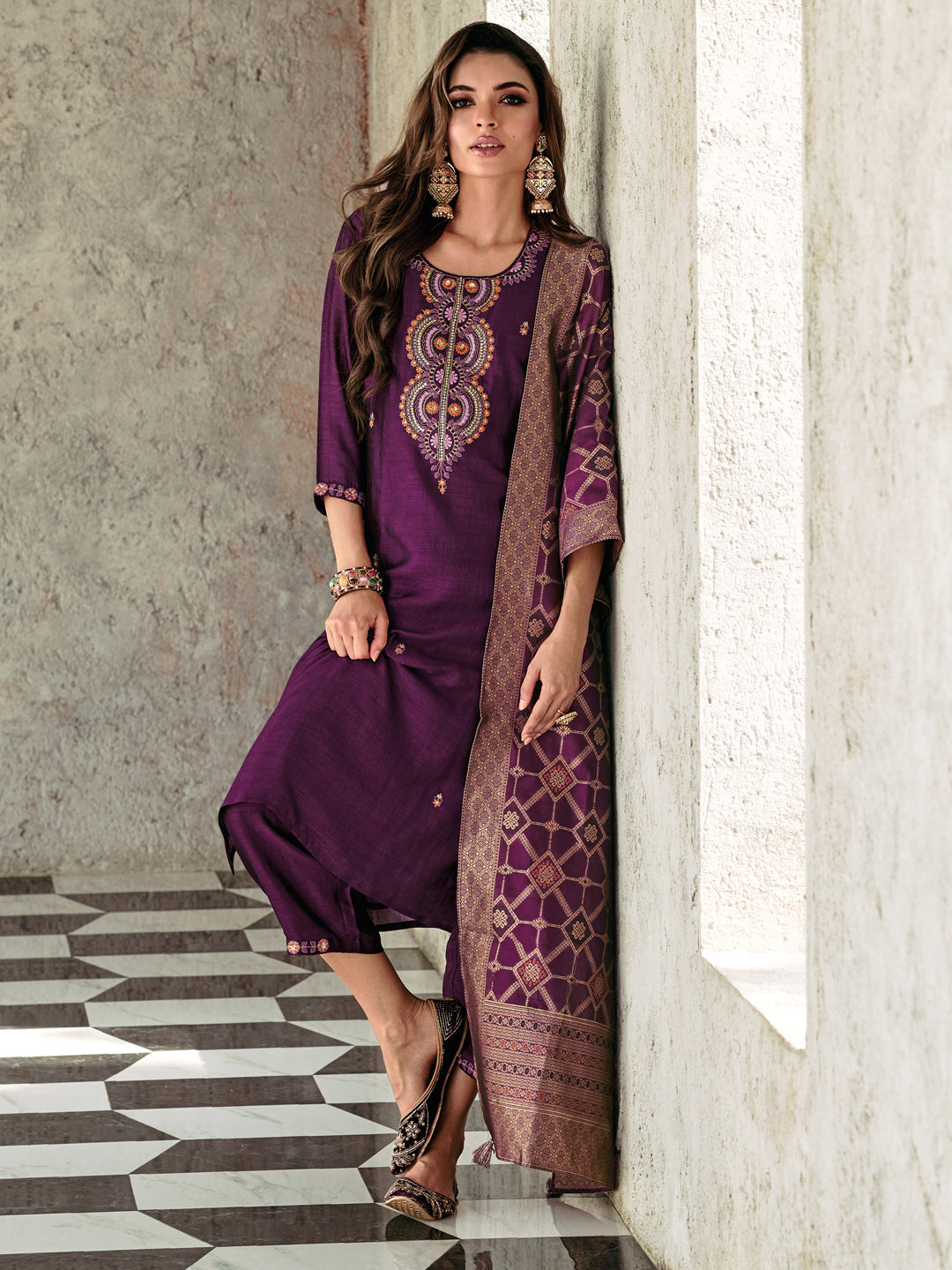 VredeVogel Women Kurta and Trouser Duppata Set Silk Blend