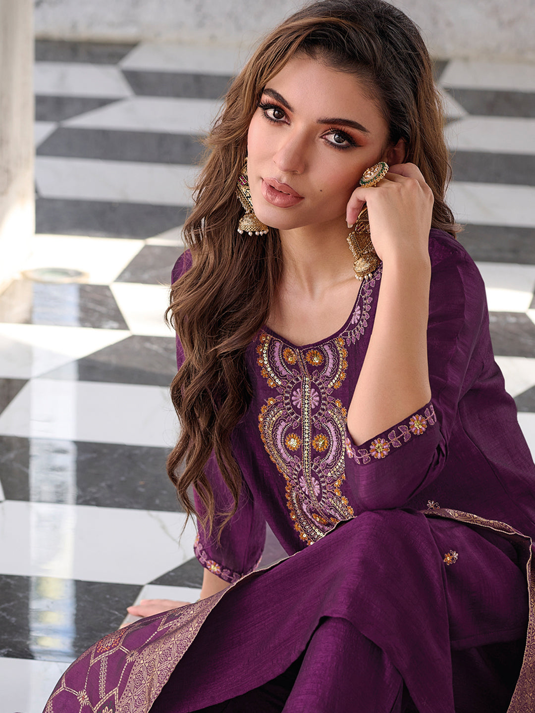 VredeVogel Women Kurta and Trouser Duppata Set Silk Blend
