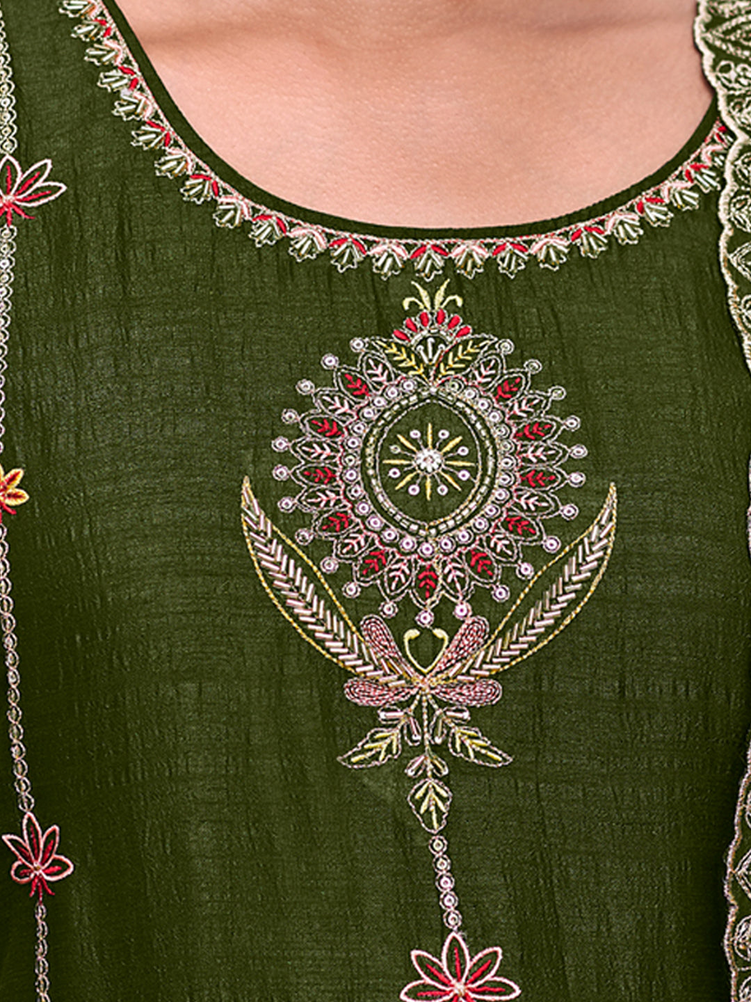 VredeVogel Women Kurta and Trouser Duppata Set Silk Blend