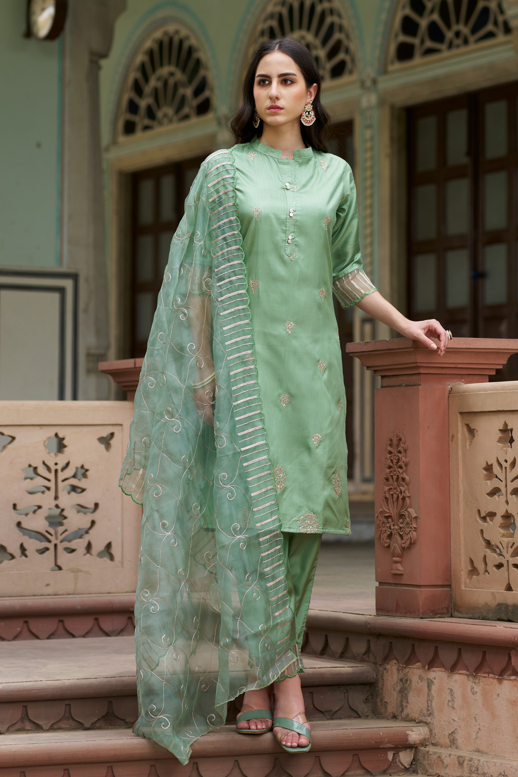 VredeVogel  Women Kurta and Trousers Pant Set Silk Blend