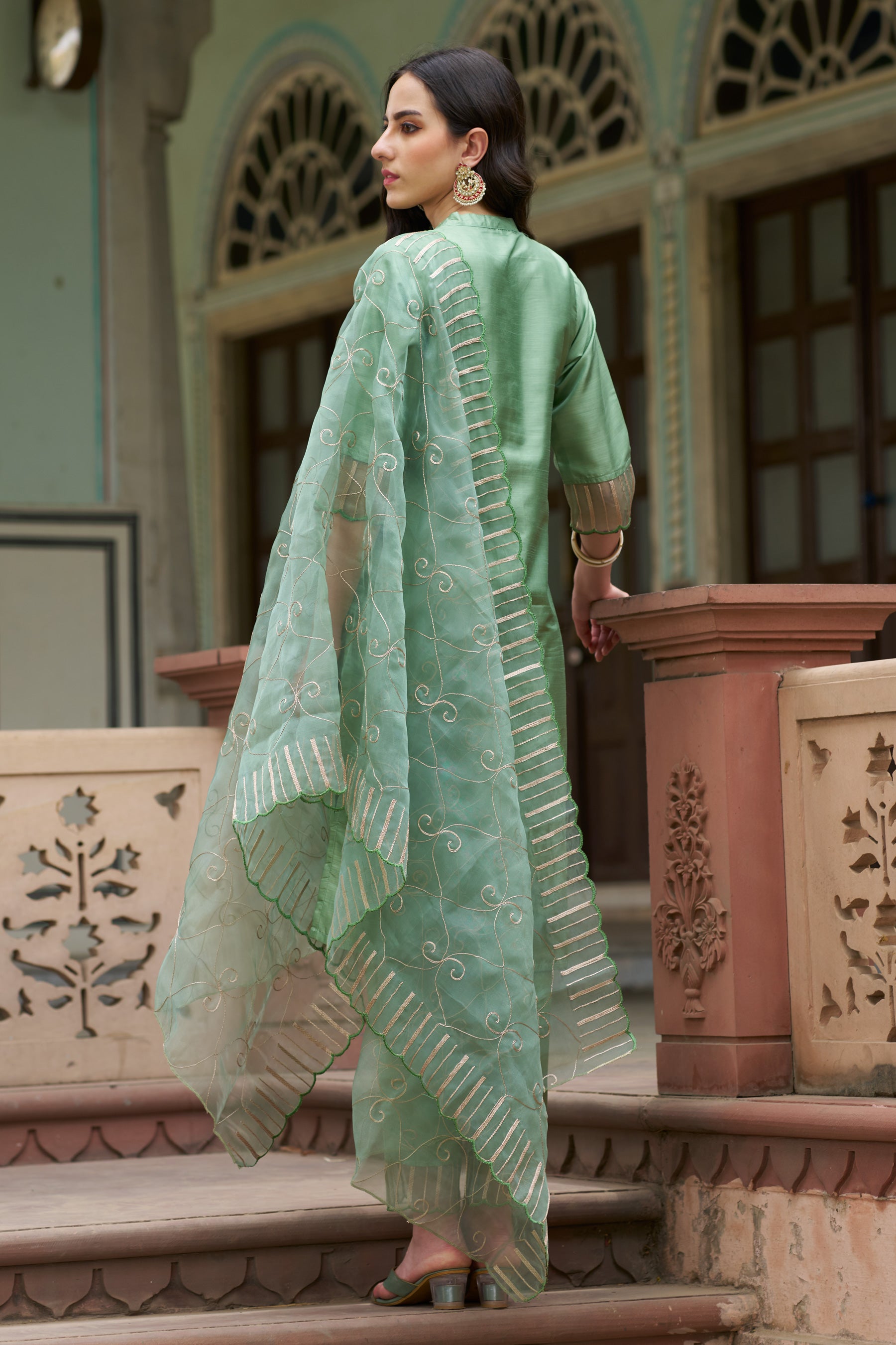 VredeVogel  Women Kurta and Trousers Pant Set Silk Blend