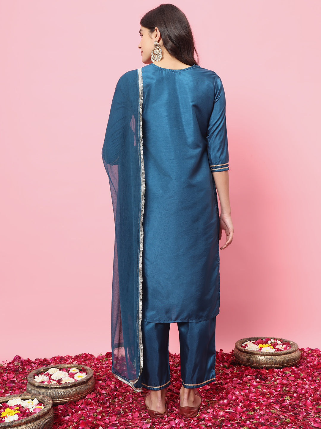 VredeVogel Women Kurta and Trousers Pant Set Silk Blend