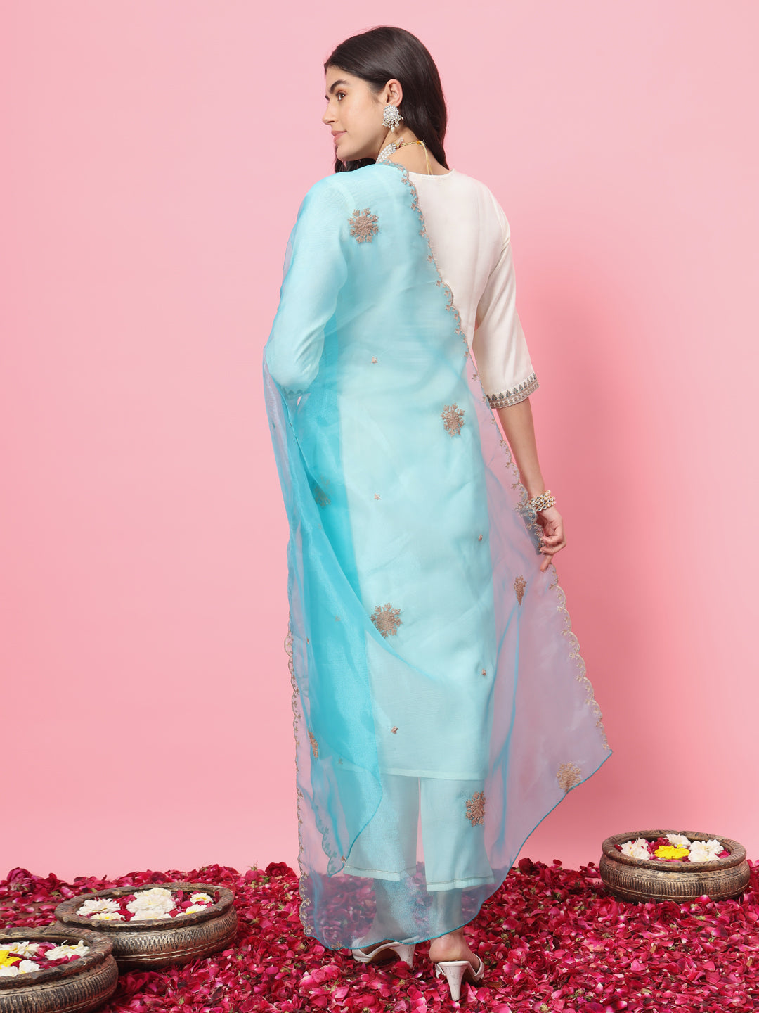 VredeVogel Women Kurta and Trousers Pant Set Silk Blend