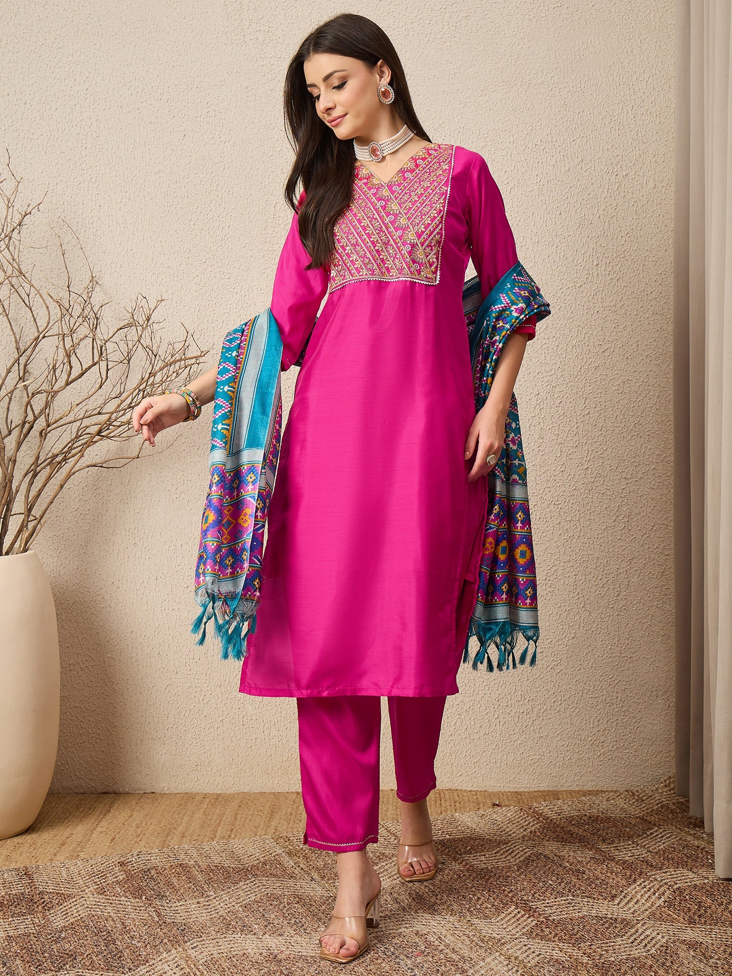 Aabha pink Women Kurta and Trousers Pant Set