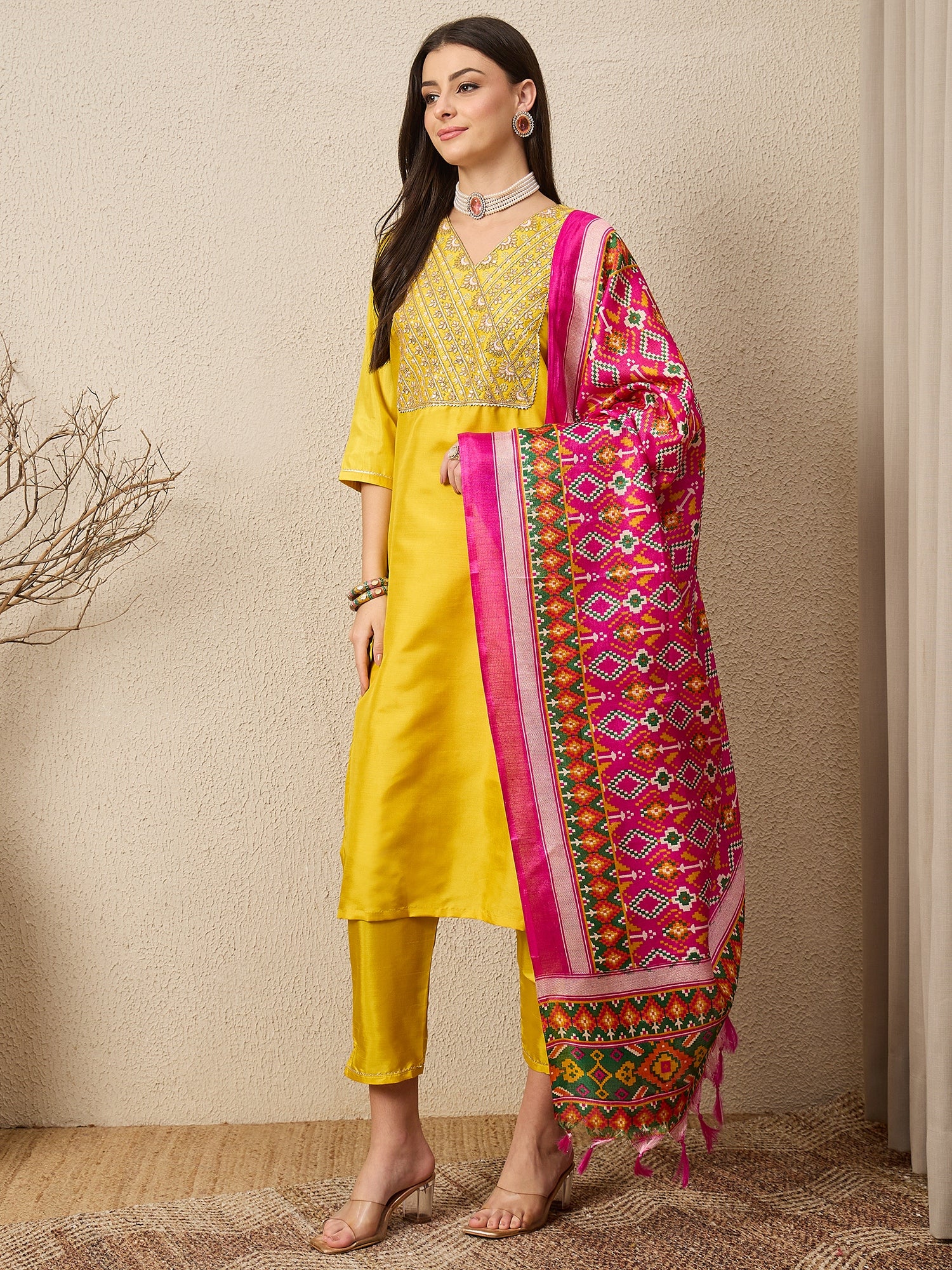 Aangan yellow Women Kurta and Trousers Pant Set