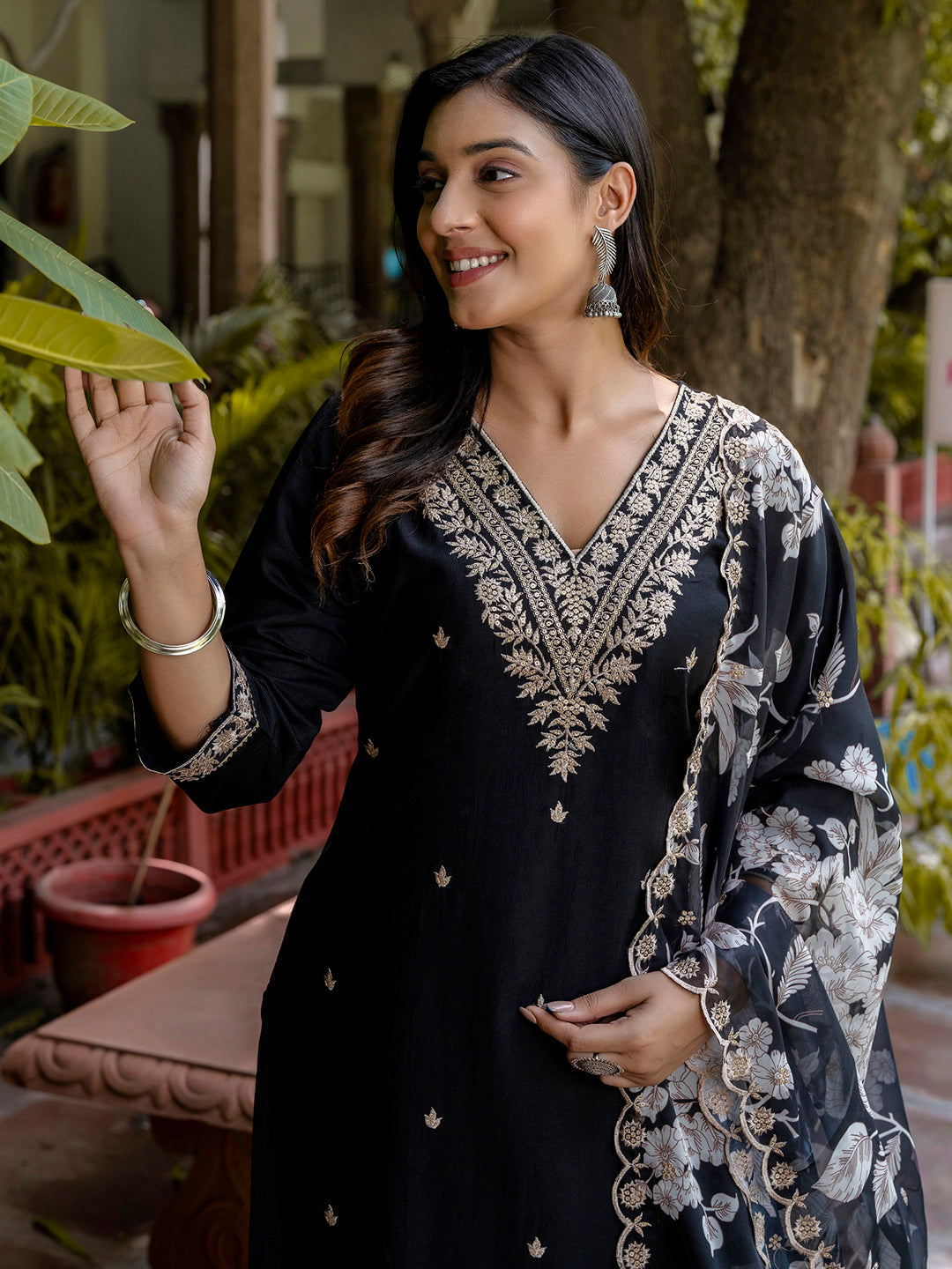 VredeVogel Silk Blend Straight Kurta Set with Printed Organza Dupatta
