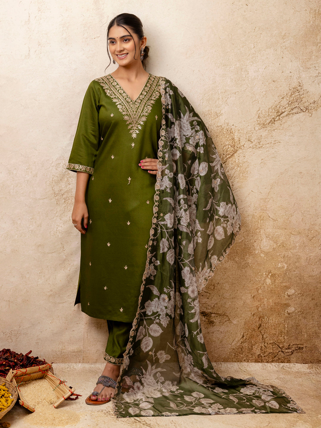 VredeVogel Silk Blend Straight Kurta Set with Printed Organza Dupatta