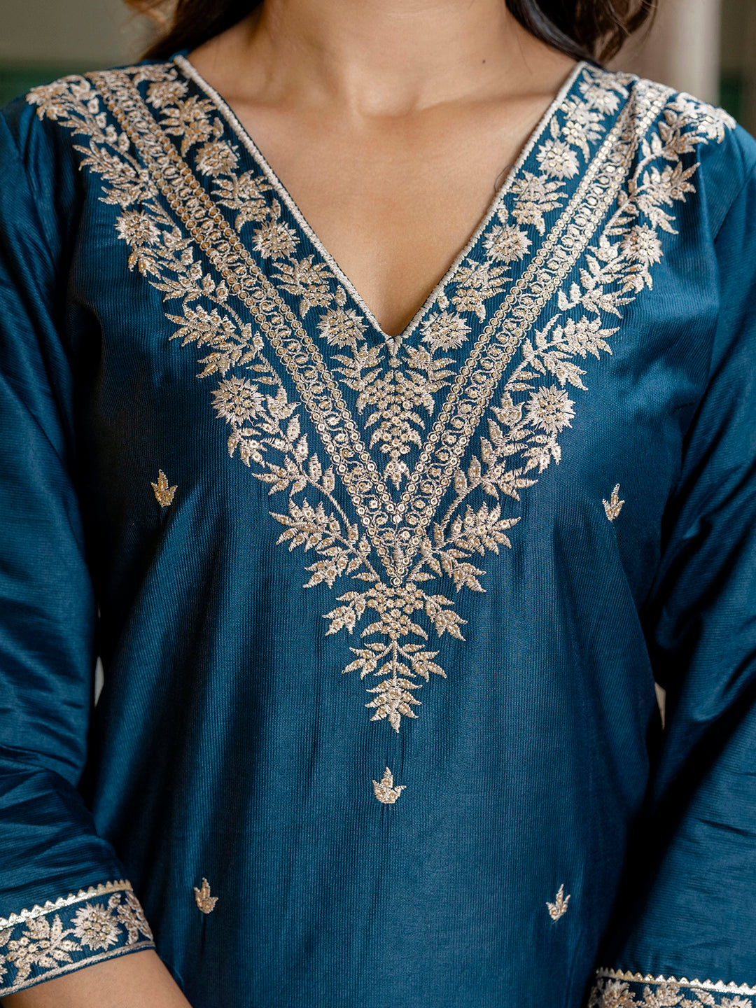 VredeVogel Silk Blend Straight Kurta Set with Printed Organza Dupatta