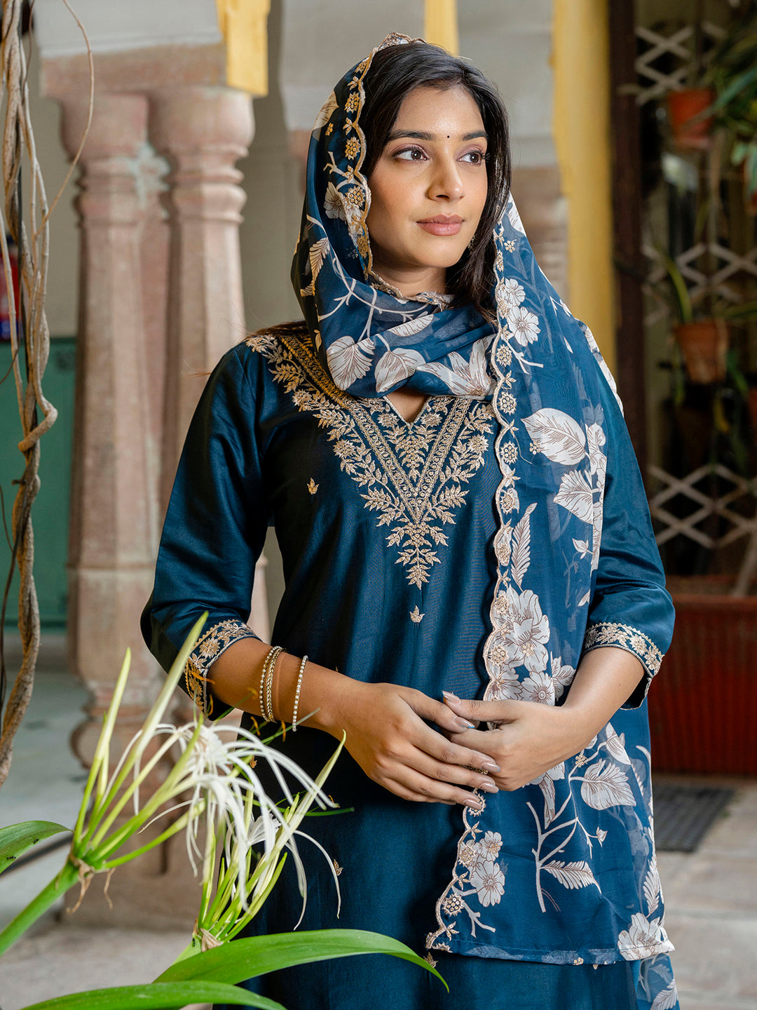 VredeVogel Silk Blend Straight Kurta Set with Printed Organza Dupatta