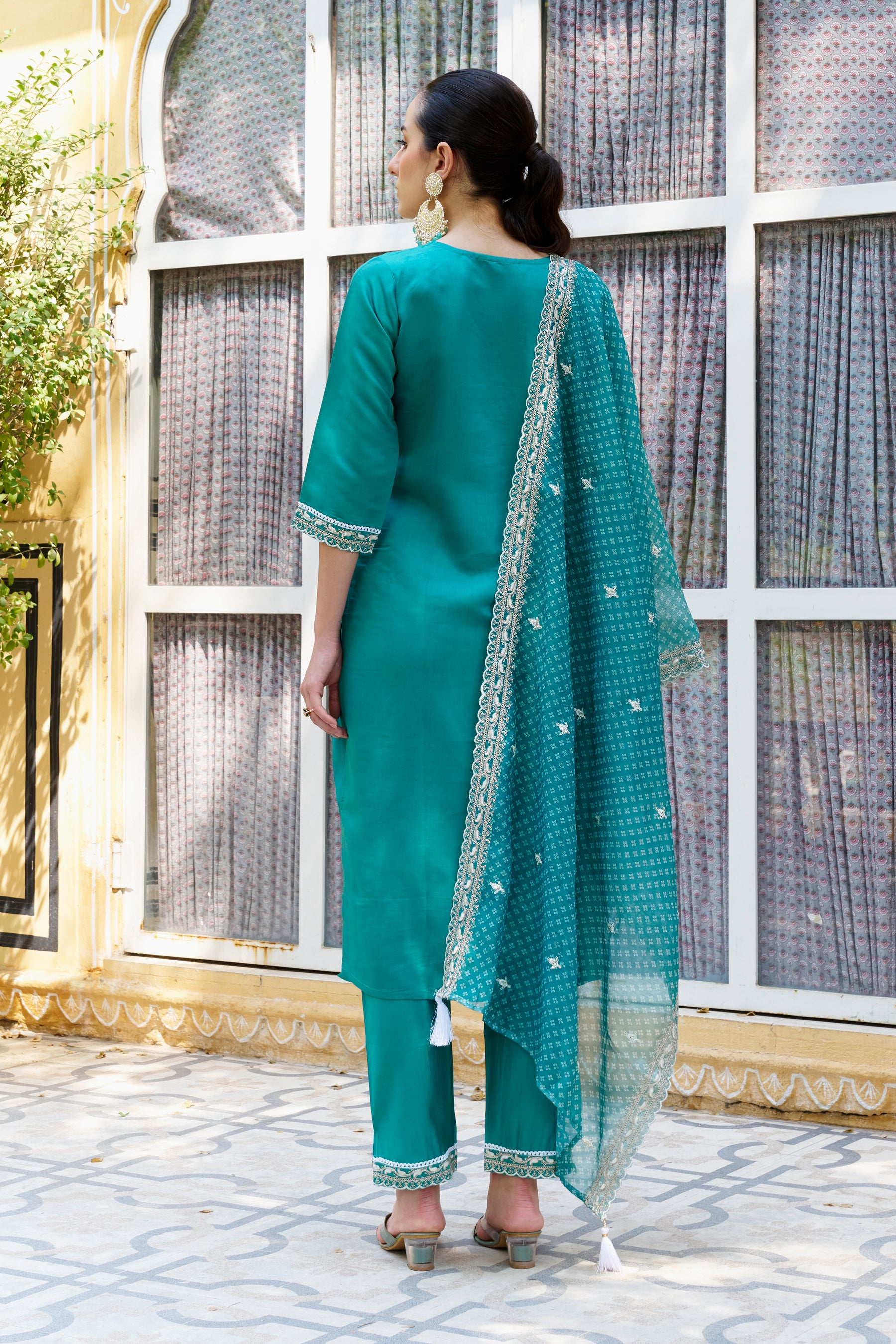 Tashi Teal Embroidered Silk Blend Straight Suit With Dupatta