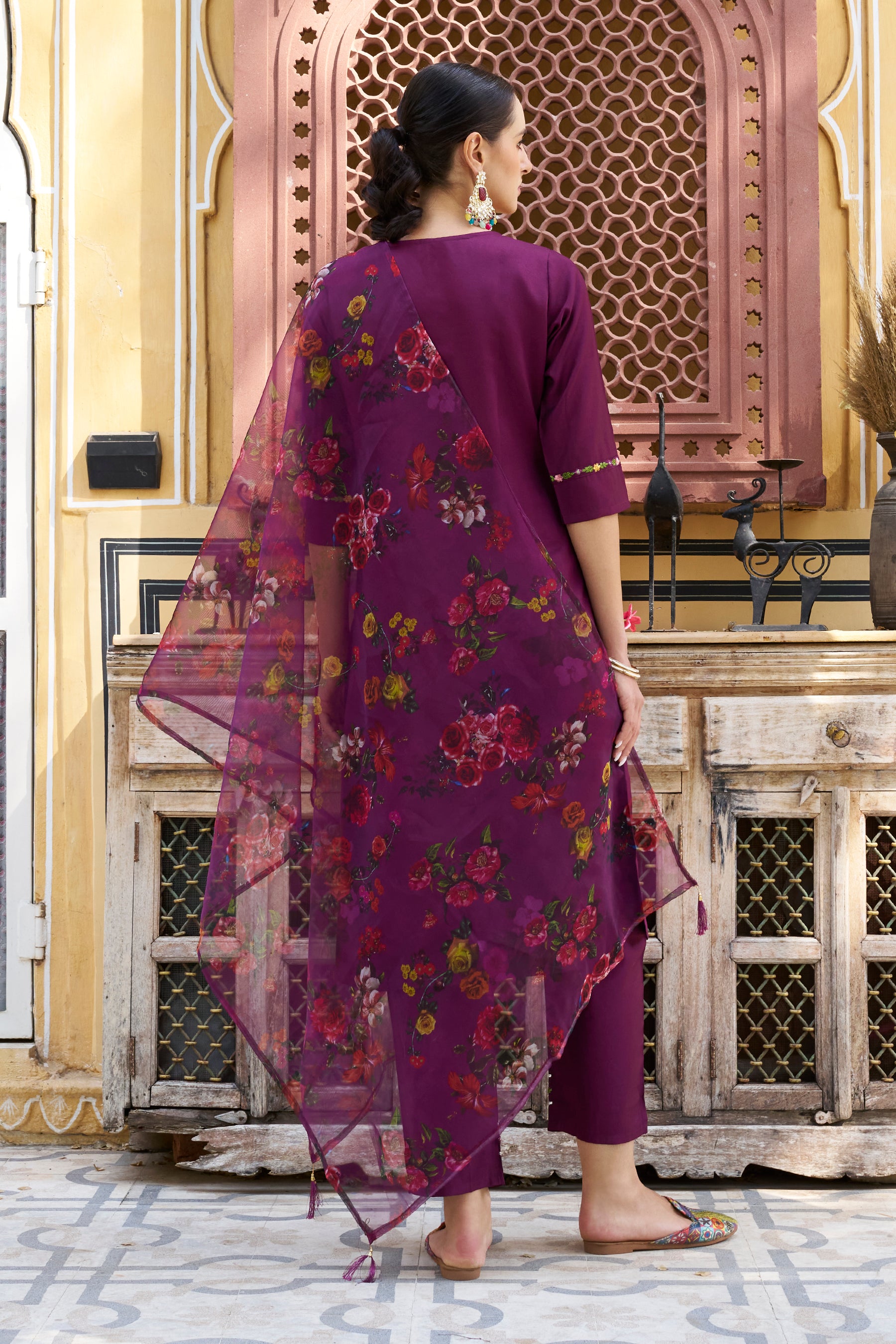 VredeVogel Women Kurta and Pant Sets Viscose Rayon Fabric