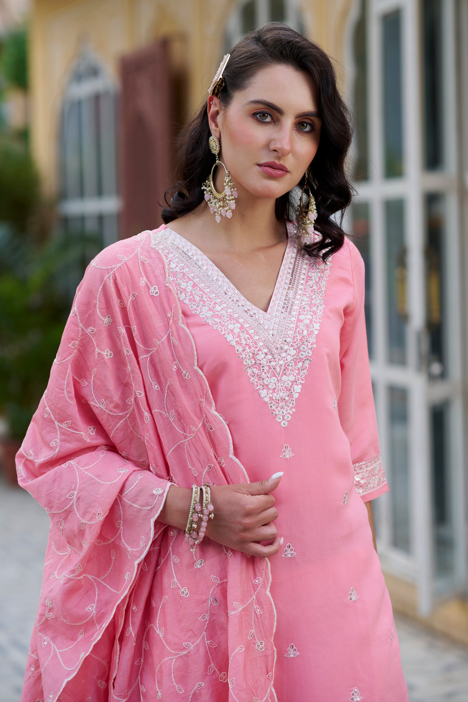 VredeVogel Women Kurta and Pant Sets Silk Blend Fabric