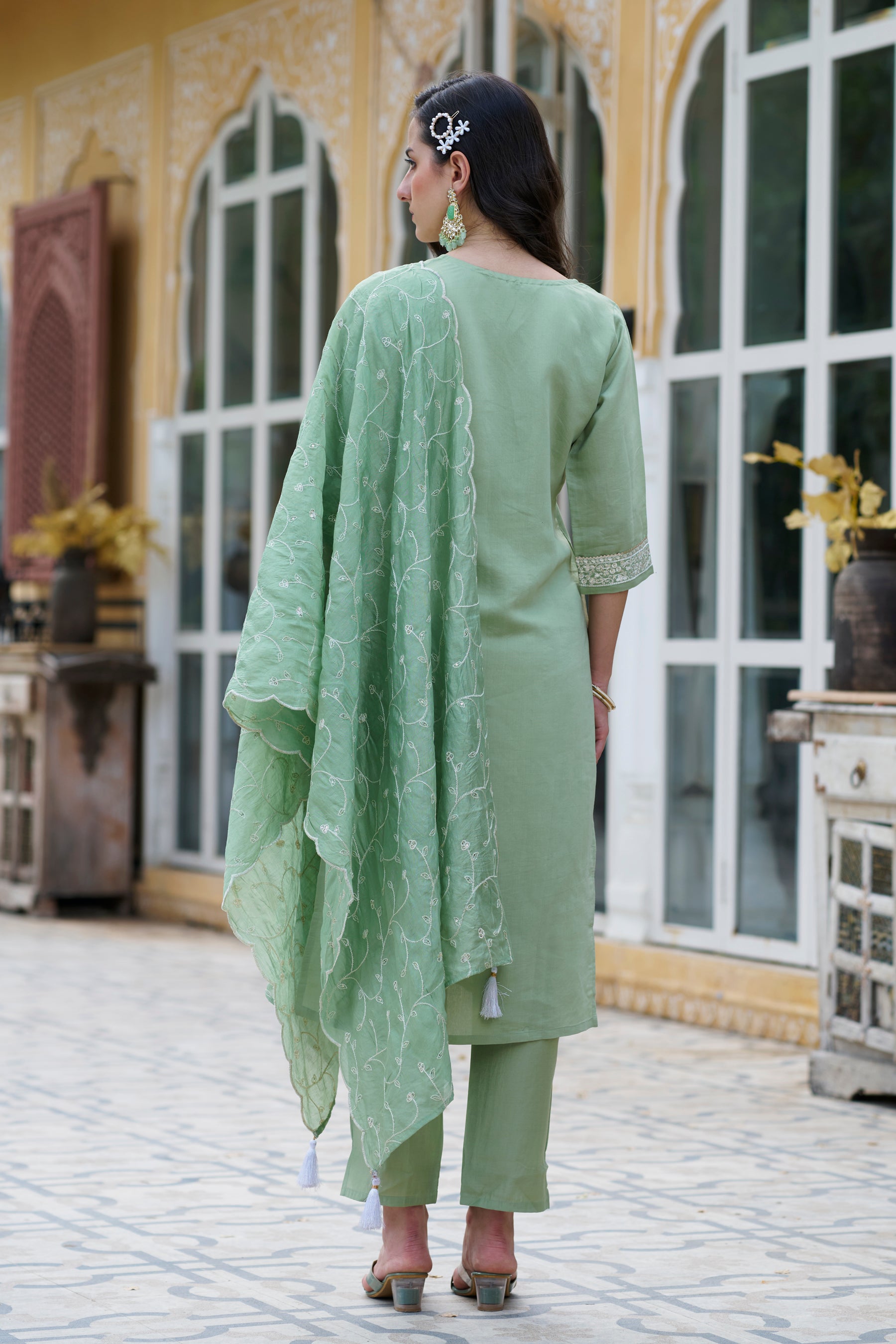VredeVogel Women Kurta and Pant Sets Silk Blend Fabric