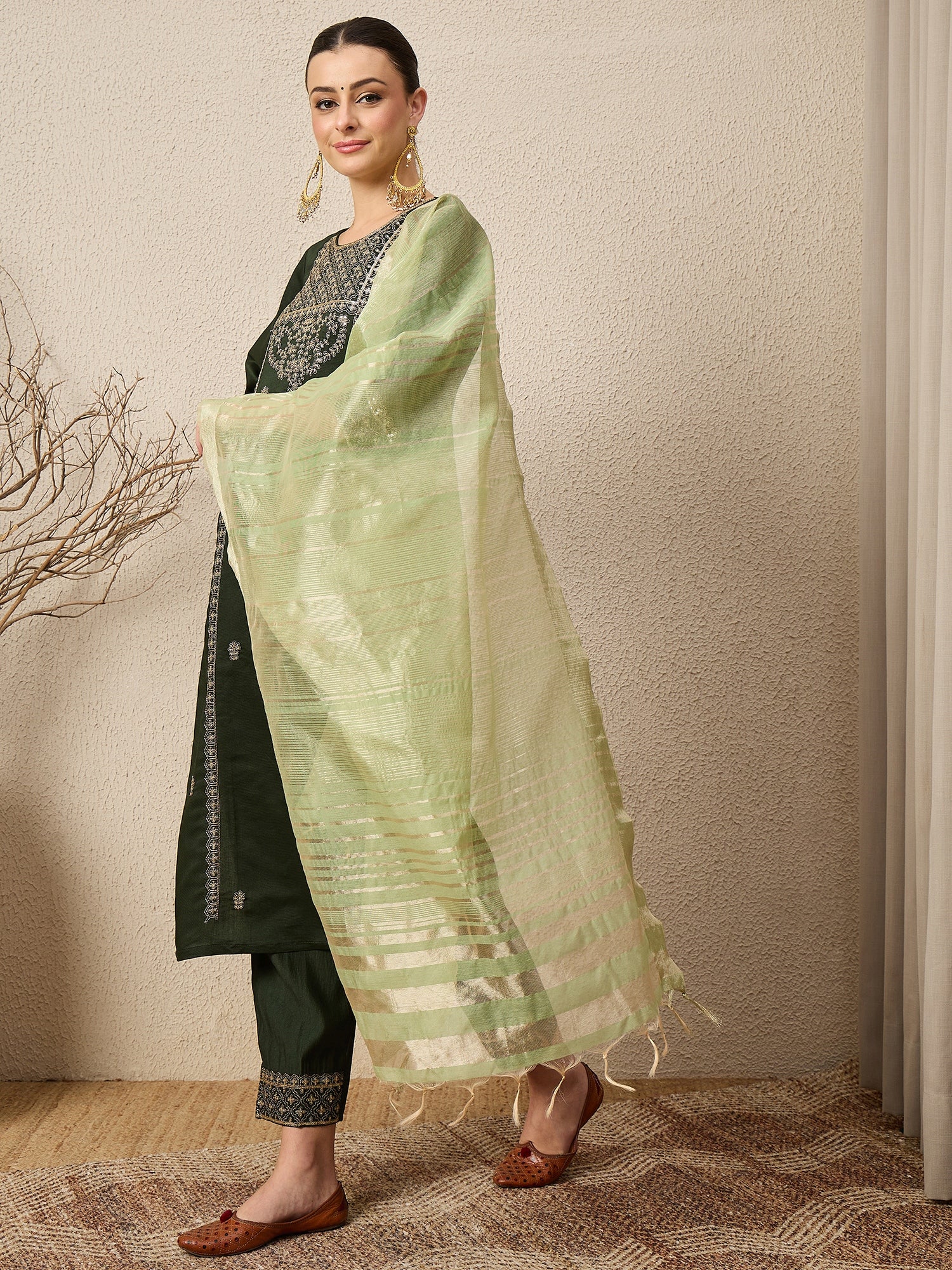 Bhakti green Women Viscose Rayon suit Set