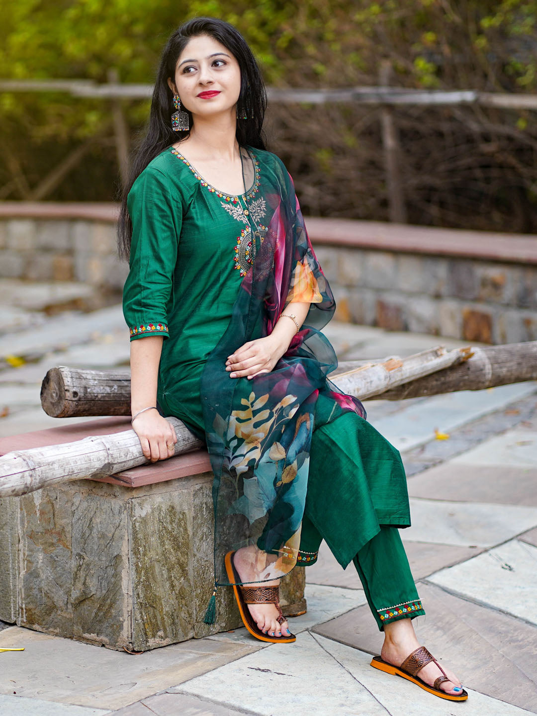 Aarti Women Kurta and Pant Sets Cotton Silk Fabric
